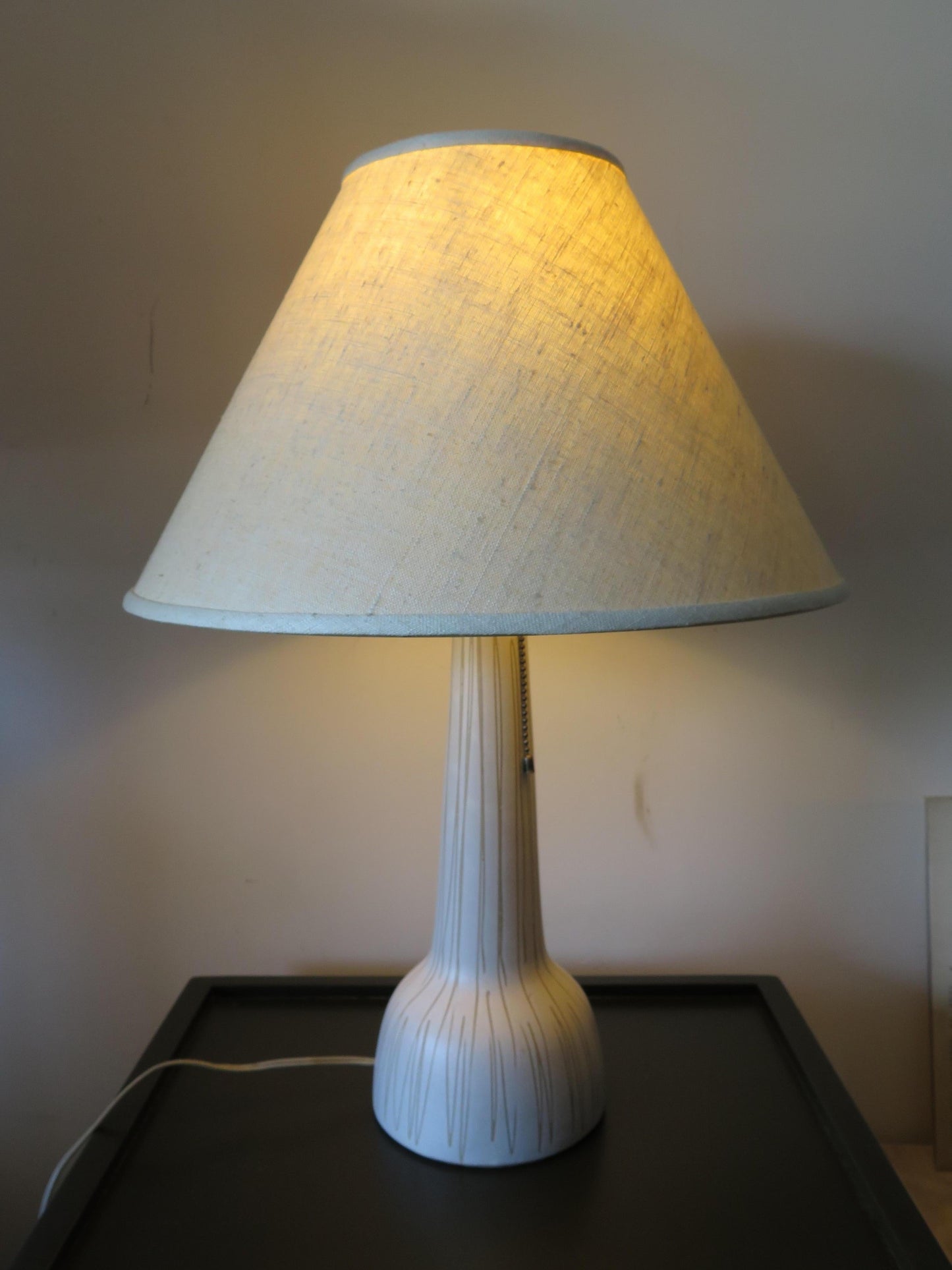 Frisman Vintage A Gordon Martz Table Lamp With Sgrafitto Decoration ca' 1960's