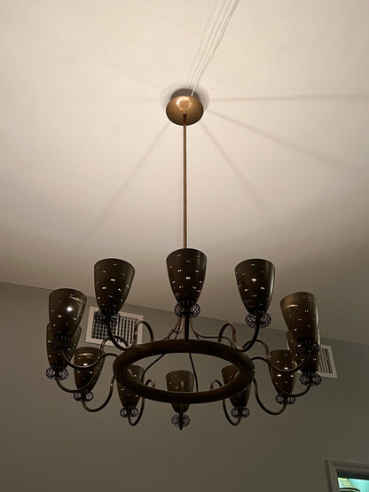 frisman vintage An Elegant Twelve Arm Chandelier By Lightolier