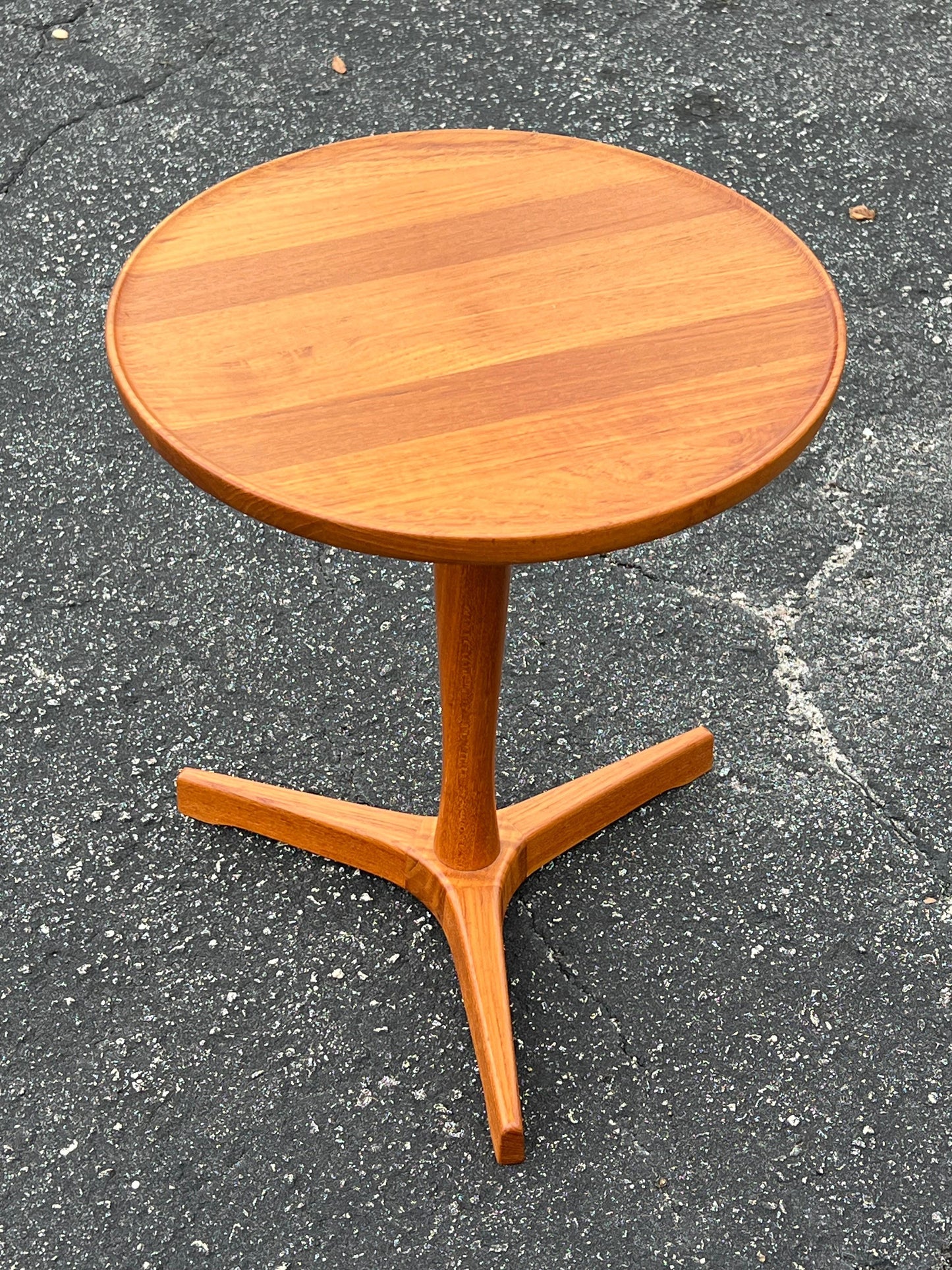 frisman vintage Hans Andersen Danish Teak Side Table