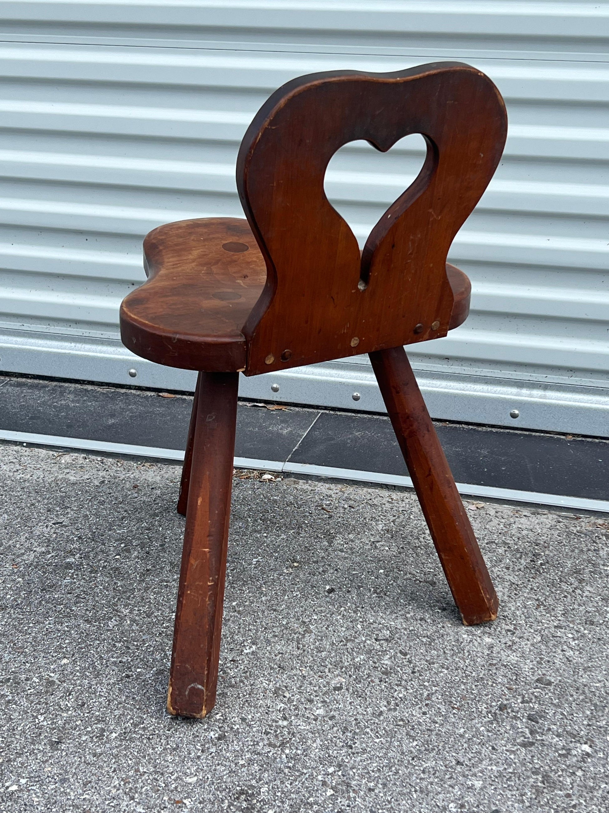 frisman vintage Vintage "Heart" Milking Stool Ca' 1950's