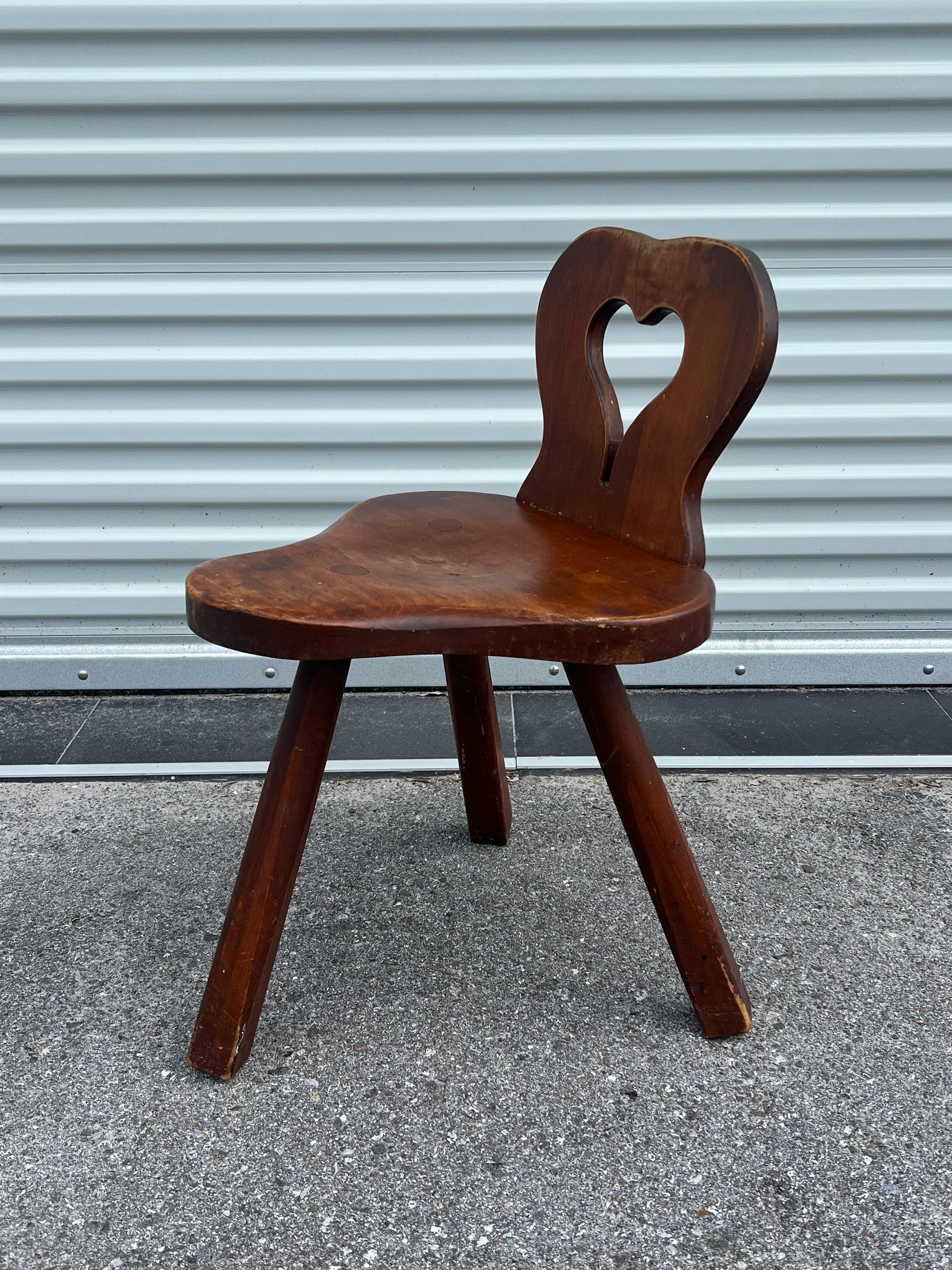 frisman vintage Vintage "Heart" Milking Stool Ca' 1950's