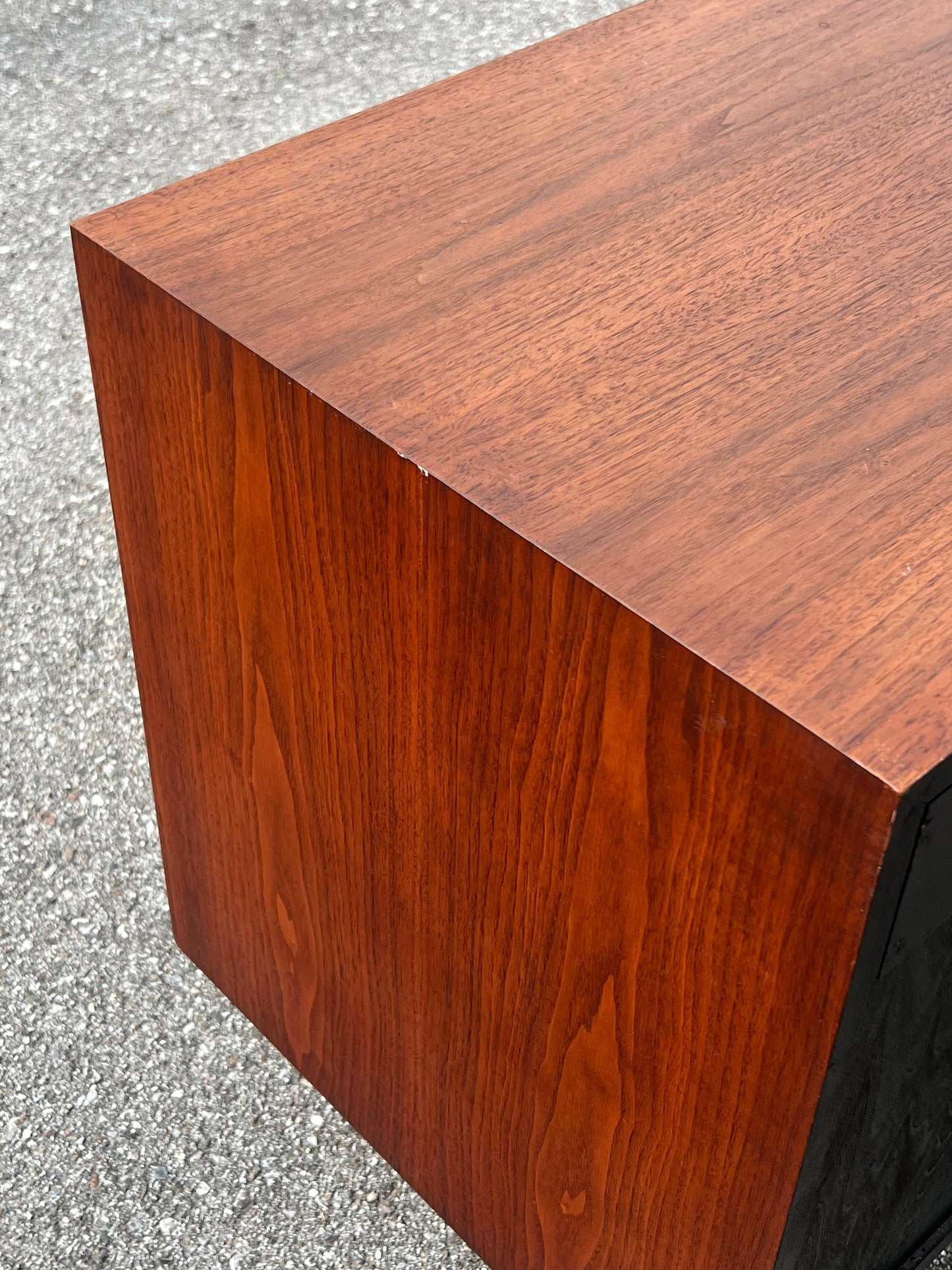 Petite Classic Knoll Credenza in Walnut and Cream Ca' 1950's