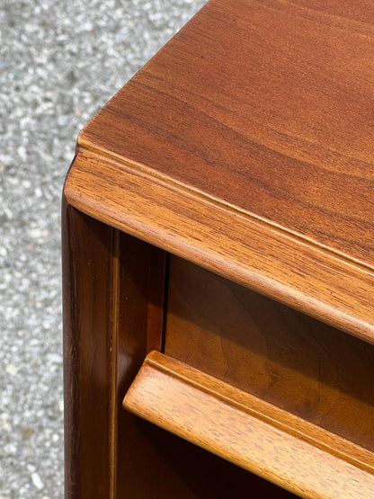 A Pair of Classic T.H. Robsjohn-Gibbings Nightstands In Walnut Ca' 1950's