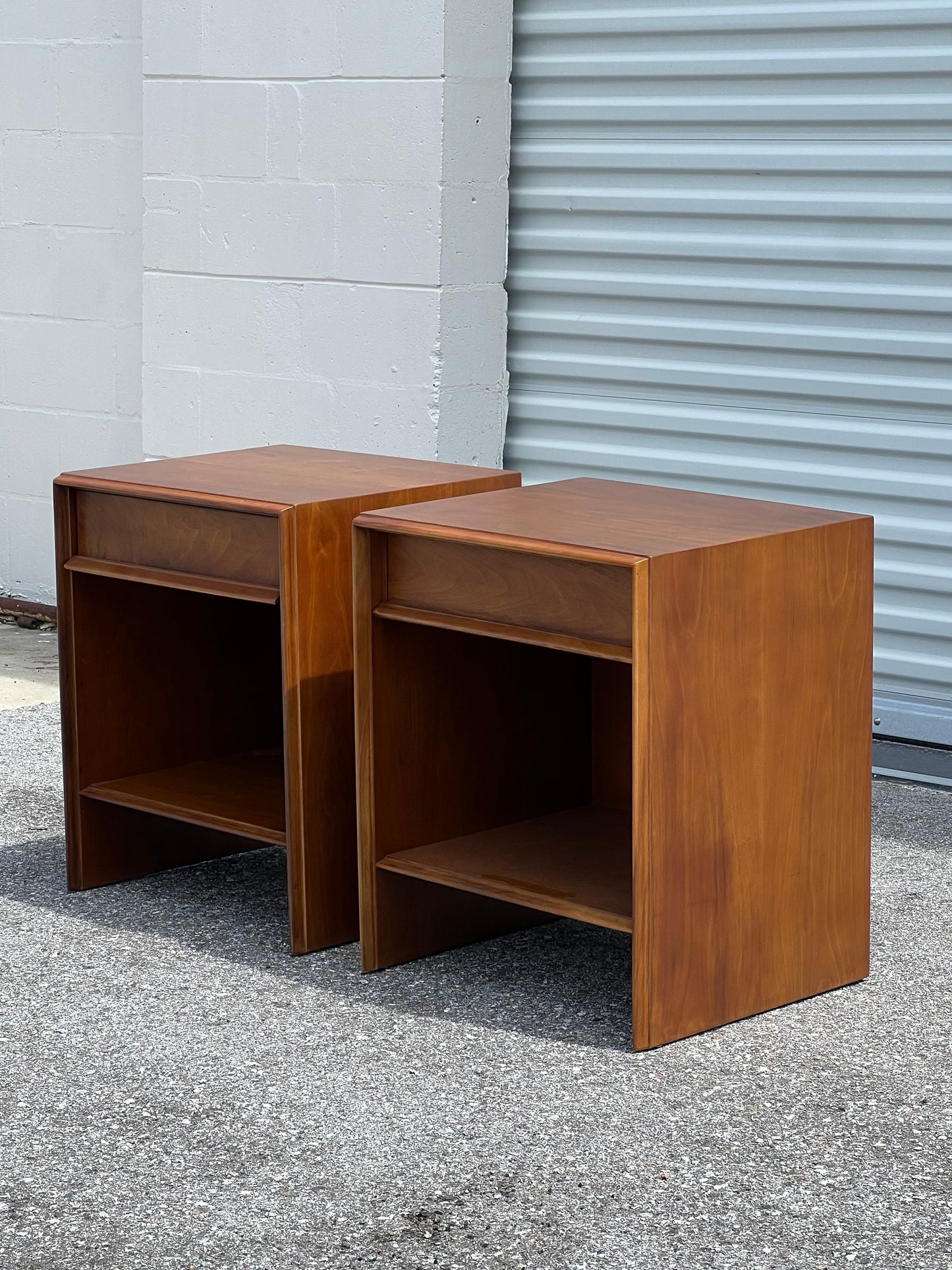 A Pair of Classic T.H. Robsjohn-Gibbings Nightstands In Walnut Ca' 1950's