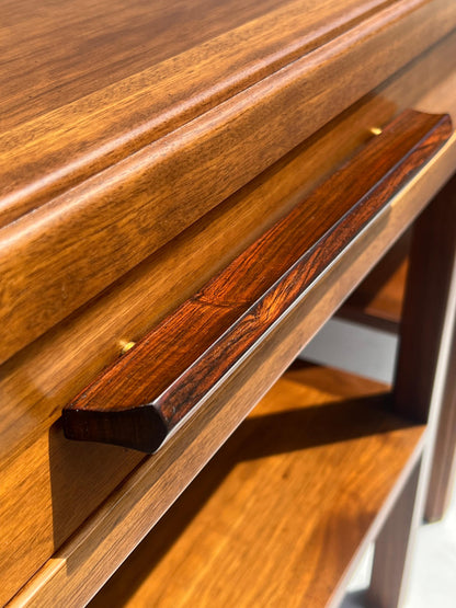 A Pair Of Classic End Tables By Edward Wormley For Dunbar In Walnut Ca' 1960's