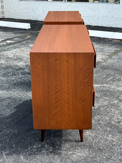 A Pair of Vintage Gio Ponti Dressers For Singer& Sons Ca' 1950's