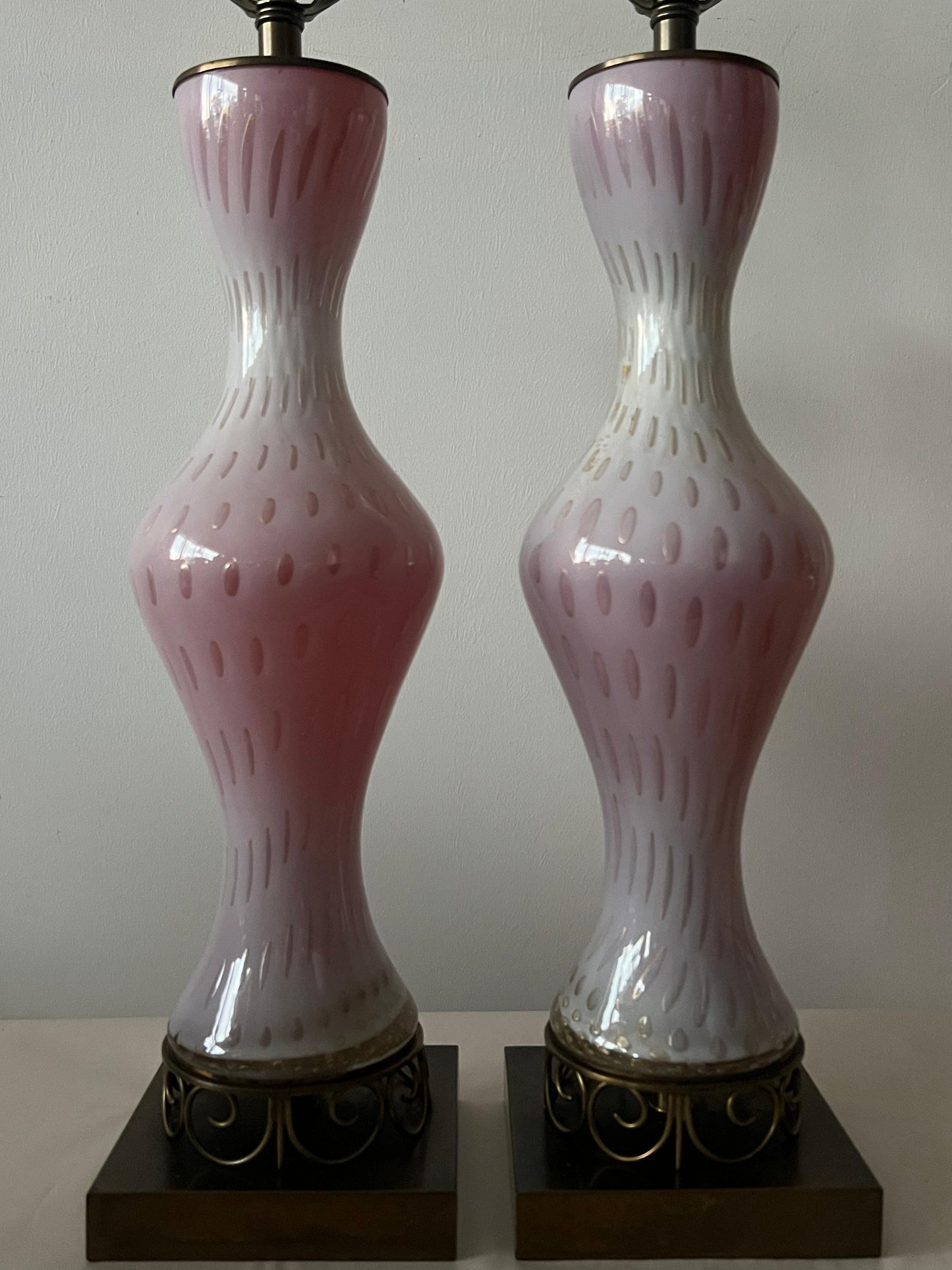 frisman vintage A Pair Of Light Pink Murano Hourglass Lamps Ca' 1950's