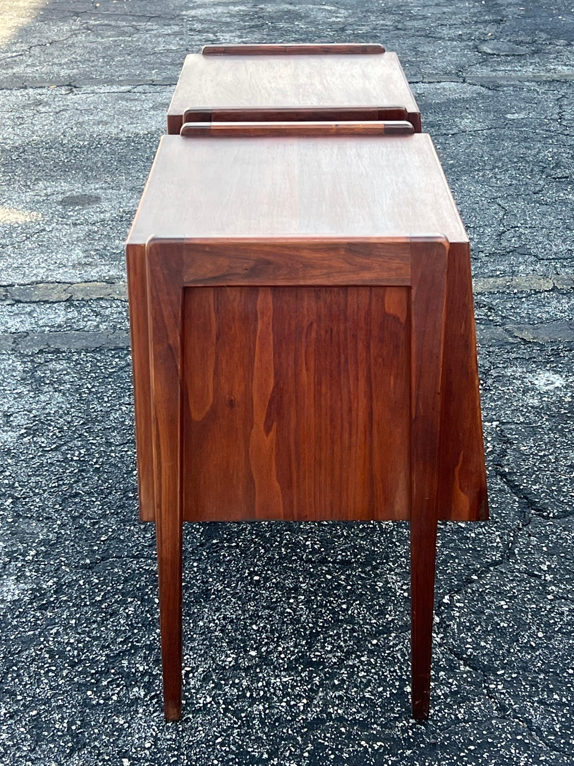 Frisman Vintage A Pair Of Night Stands By Jens Risom With Angled Drop Fronts Ca' 1950's Walnut