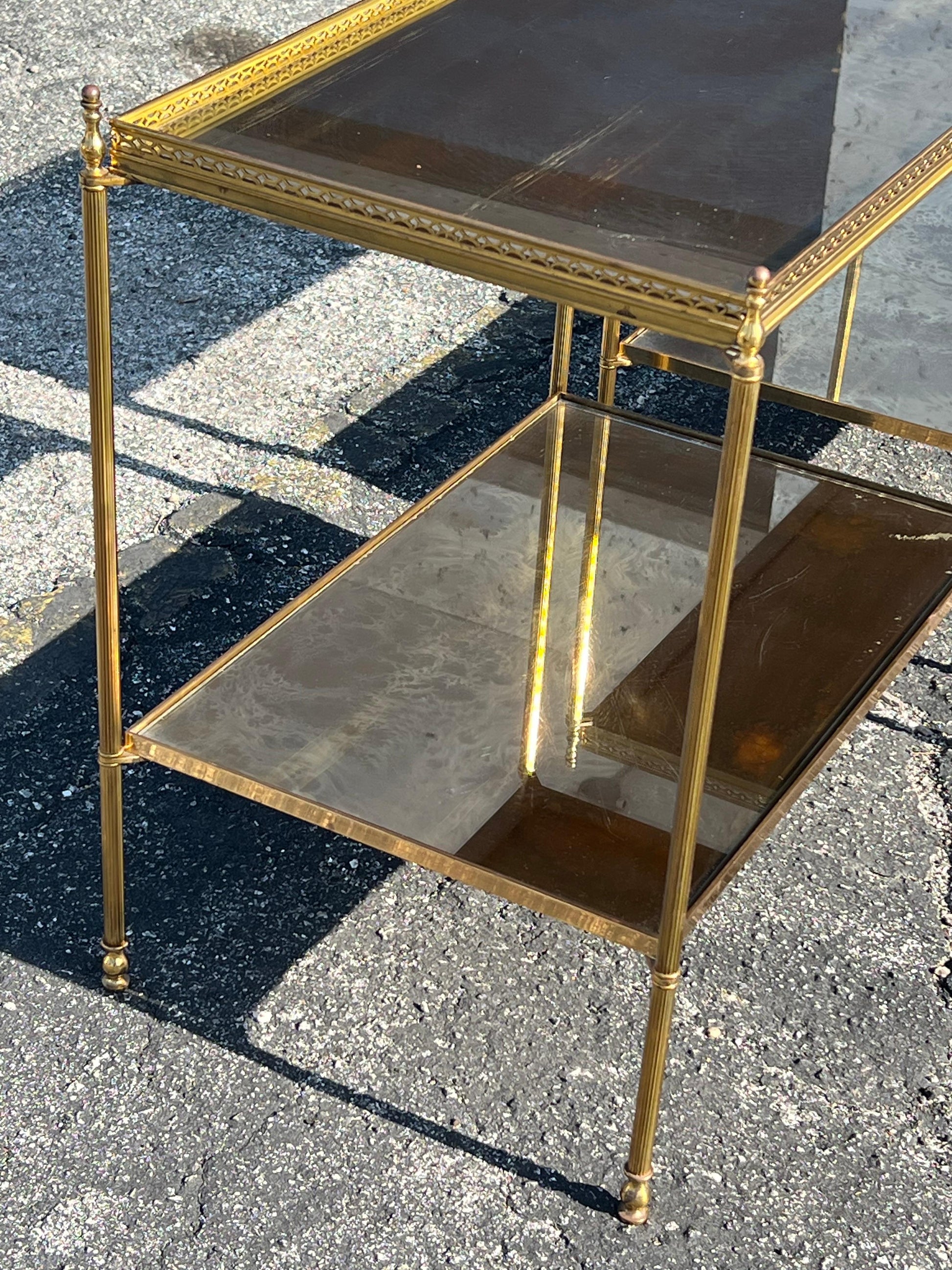 Frisman Vintage A Pair Of Classic Bagues Side Tables With Eglomise Tops ca' 1970's