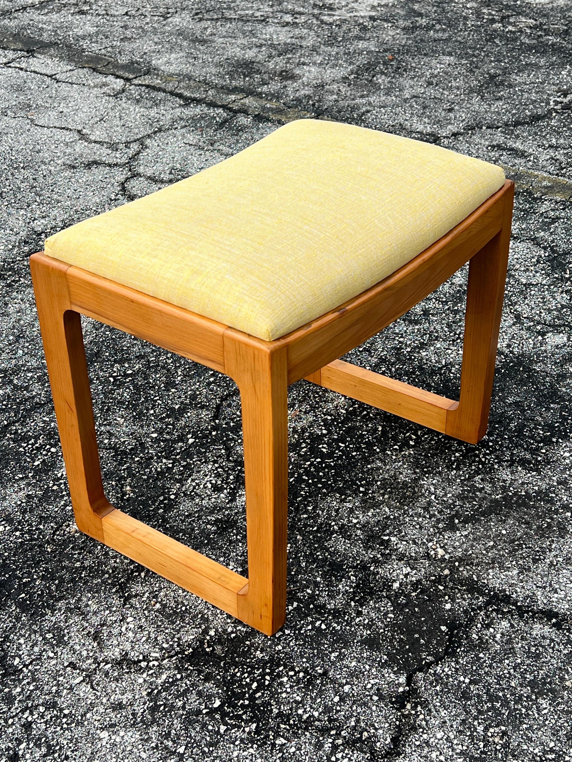 Frisman Vintage Edward Wormley For Drexel Precedent Bench With Upholstered Seat ca' 1950's