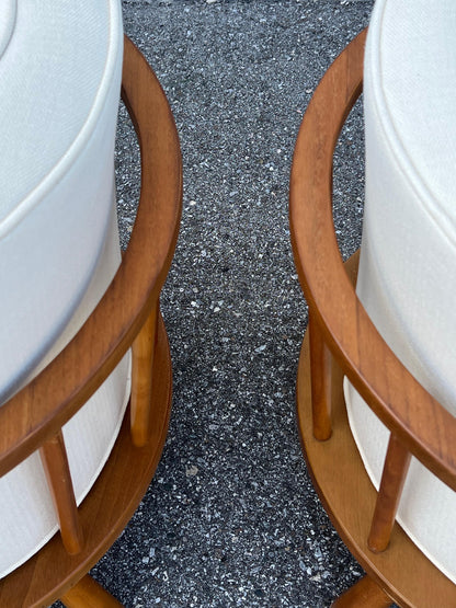 Frisman Vintage Unusual T.H.Robsjohn-Gibbings Armchairs Widdicomb ca' 1950's