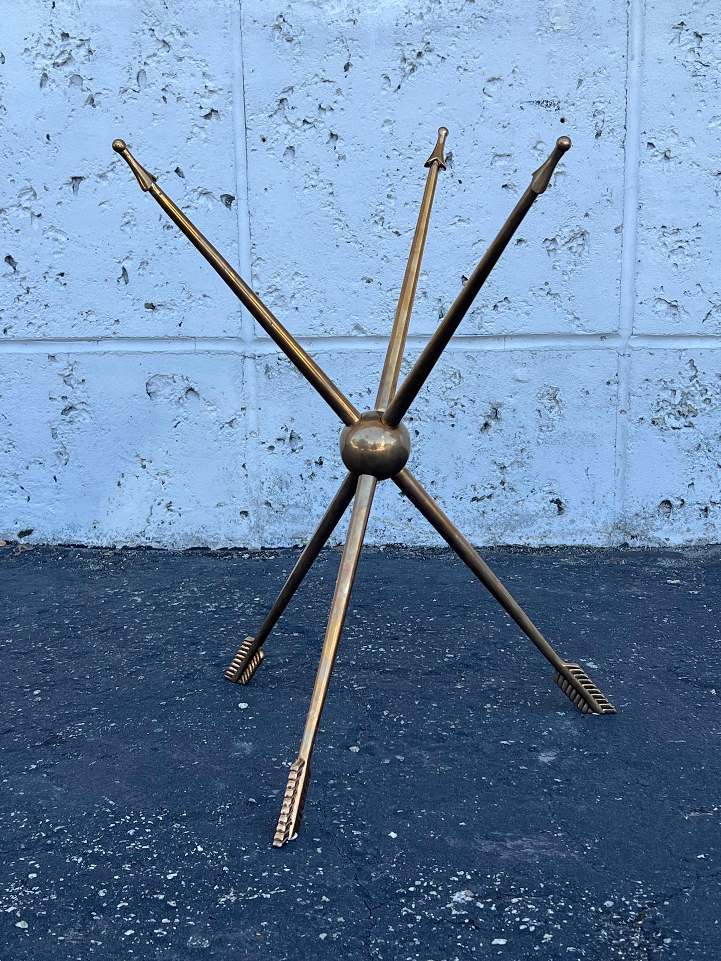 Frisman Vintage Italian Solid Brass Arrow Gueridon ca' 1940's