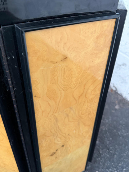 Frisman Vintage Henredon Octagonal End Tables Black Lacquer And Burl ca' 1980's