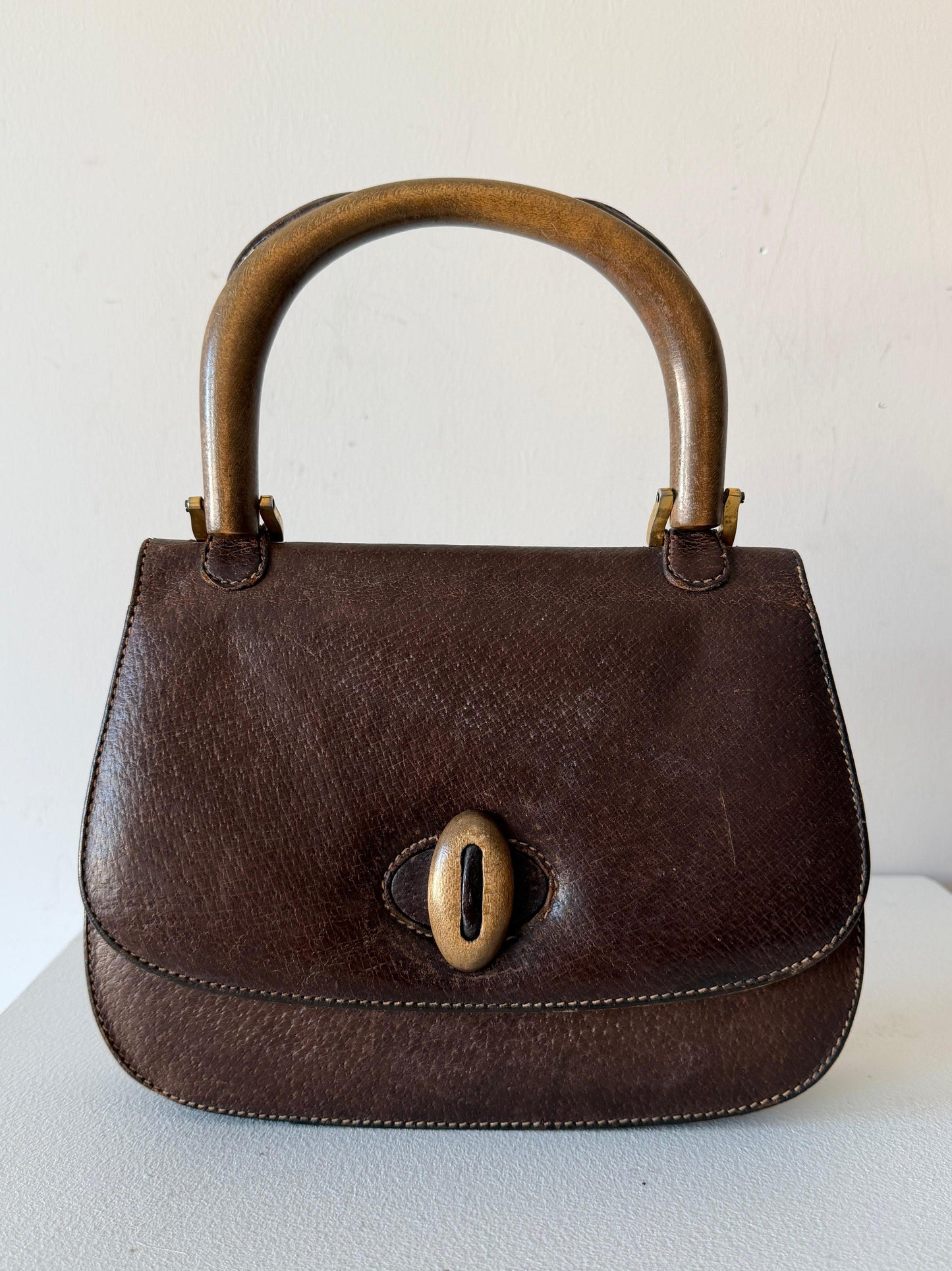 Frisman Vintage GUCCI Vintage 70s Brown Leather Handbag Wood Handle Bag Rare