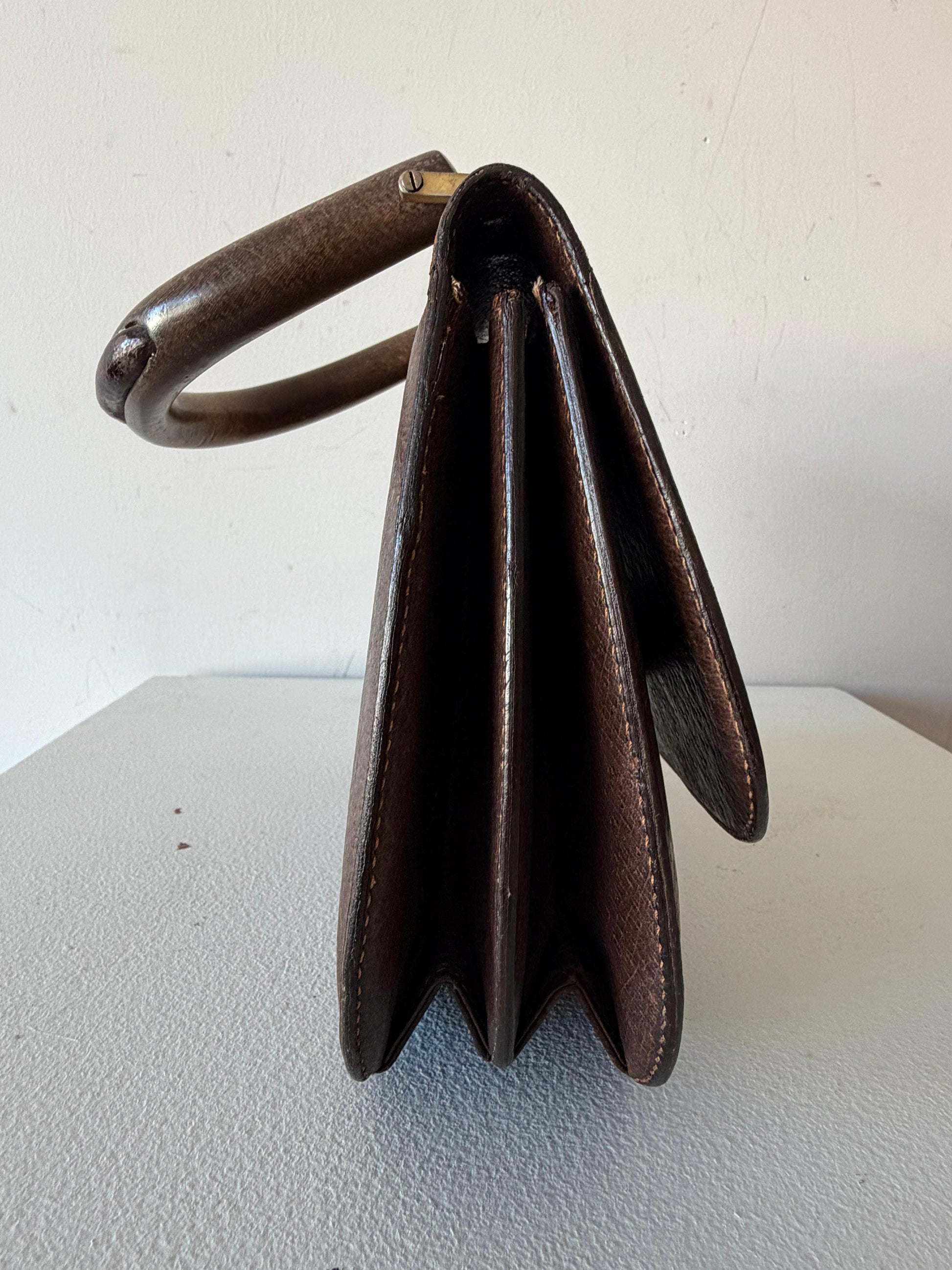 Frisman Vintage GUCCI Vintage 70s Brown Leather Handbag Wood Handle Bag Rare