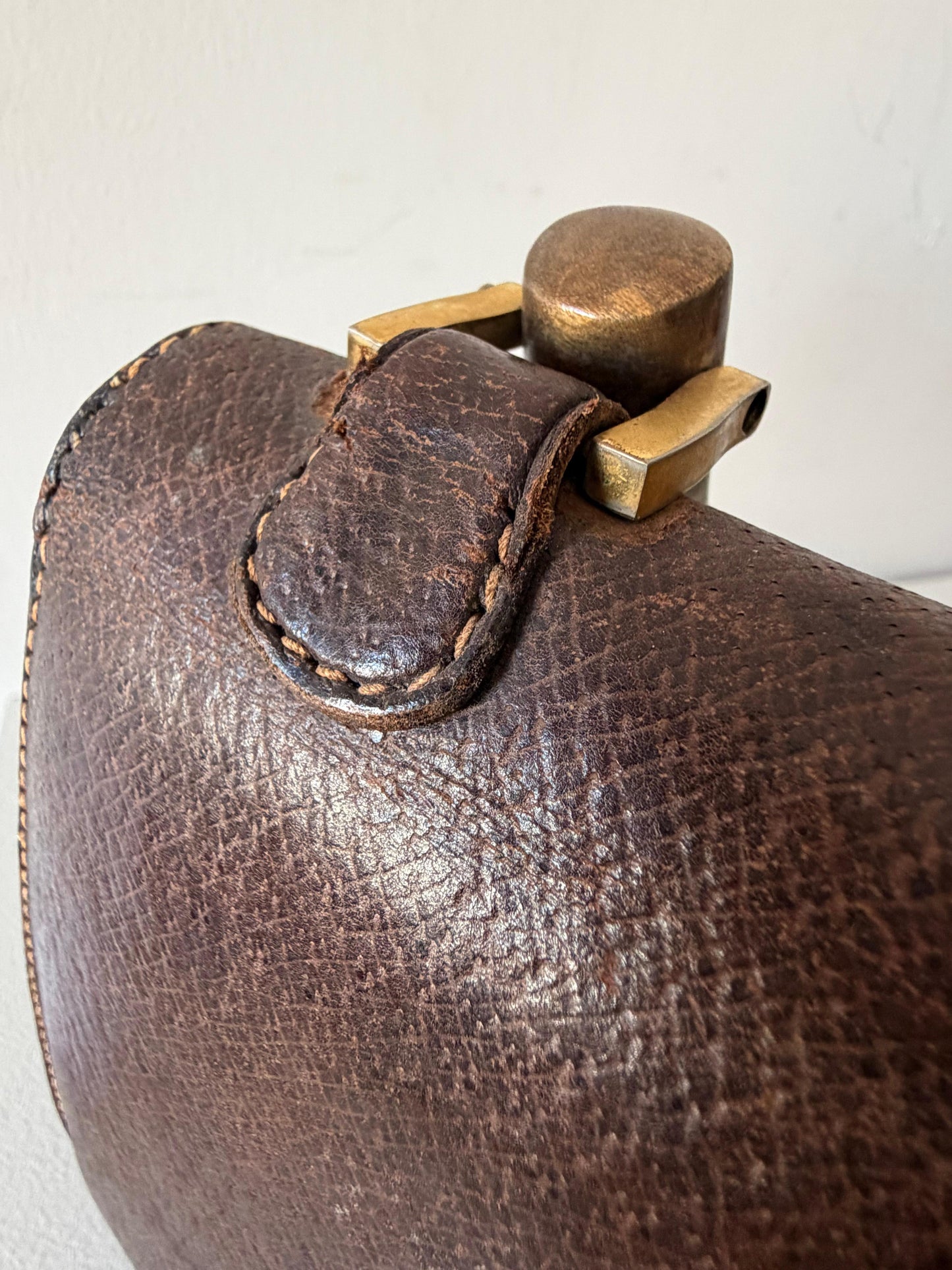 Frisman Vintage GUCCI Vintage 70s Brown Leather Handbag Wood Handle Bag Rare