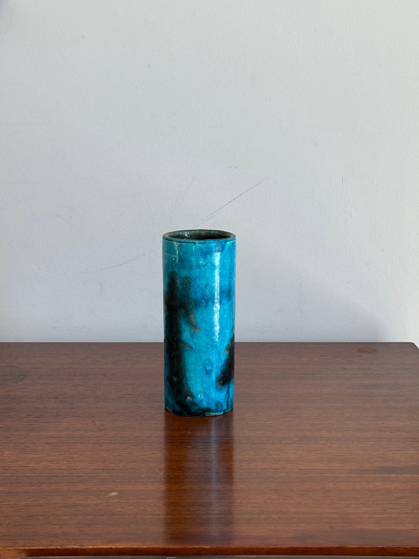 Frisman Vintage Guido Gambone cylinder vase in blue and black ceramic, Italy