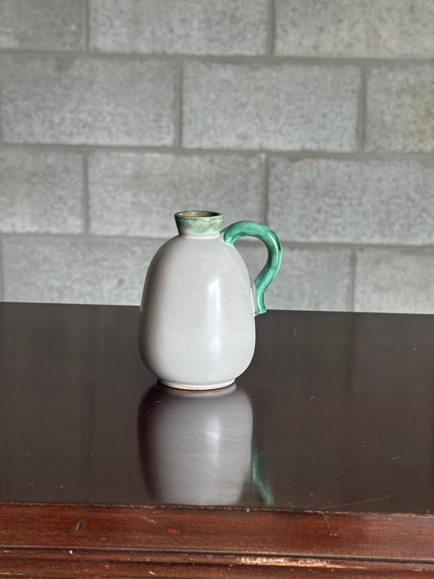 Frisman Vintage 1940s Green Handled Off-White Vase in Earthenware by Christer Heijl for Töreboda