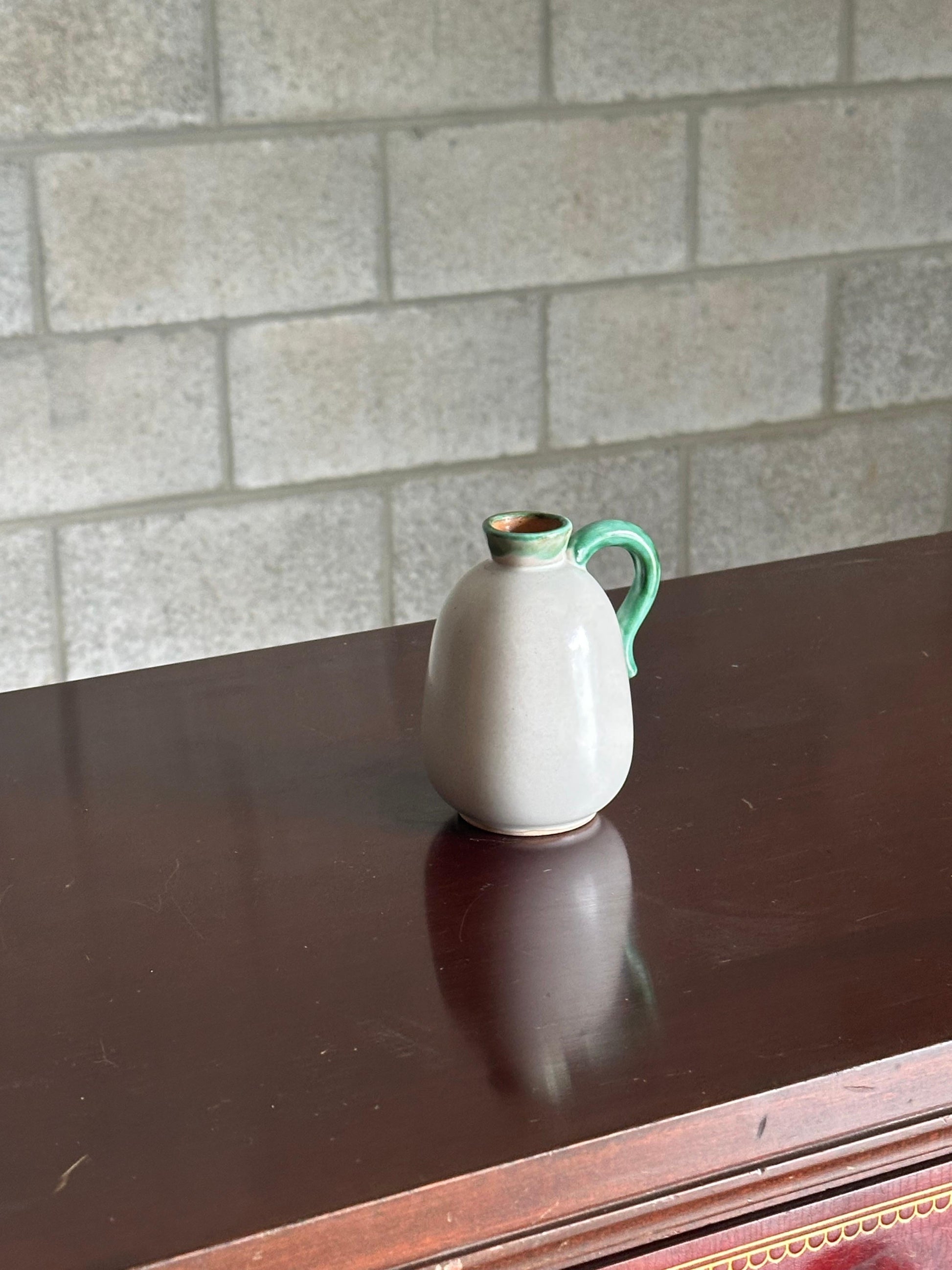 Frisman Vintage 1940s Green Handled Off-White Vase in Earthenware by Christer Heijl for Töreboda