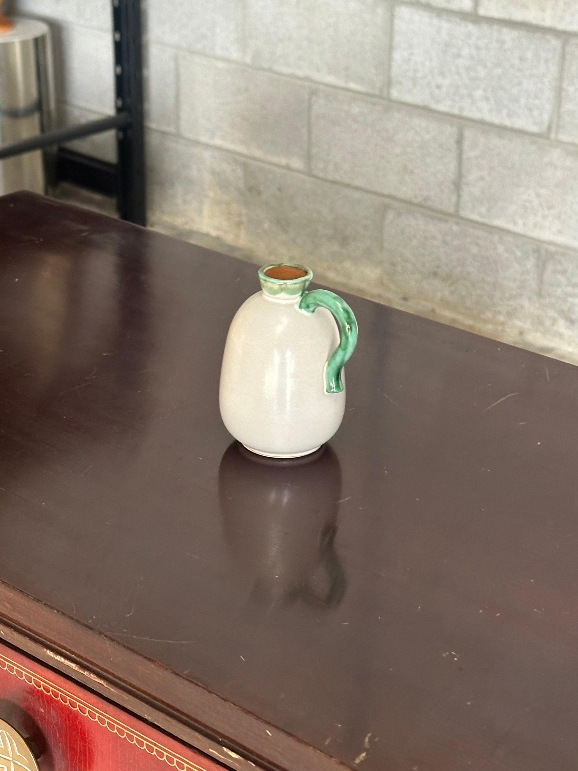 Frisman Vintage 1940s Green Handled Off-White Vase in Earthenware by Christer Heijl for Töreboda