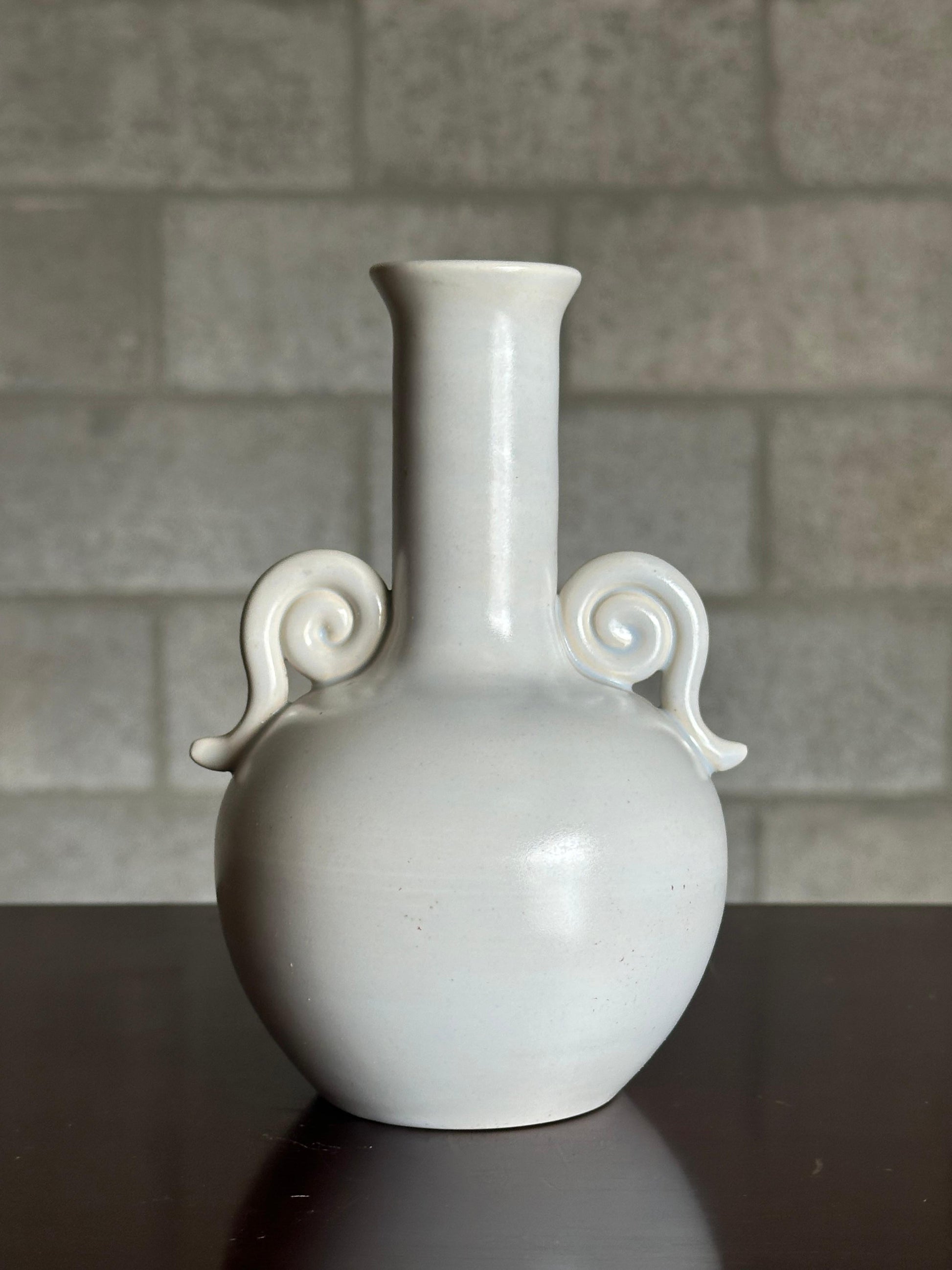 Frisman Vintage 1940s Matte White Earthenware Vase by Eva Jancke Björk - Bobergs Fajans Sweden