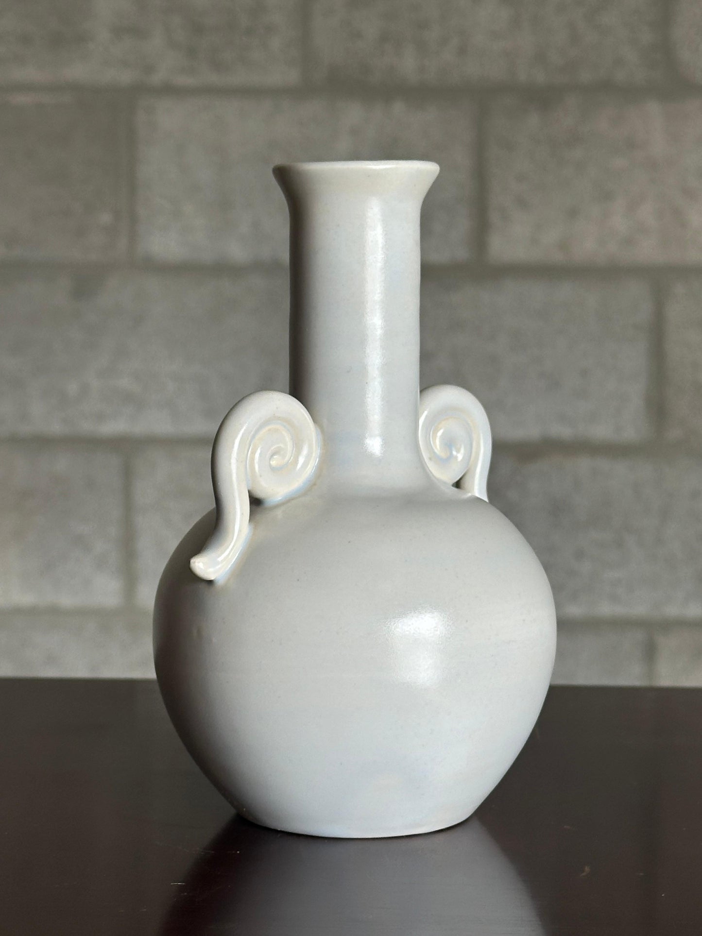 Frisman Vintage 1940s Matte White Earthenware Vase by Eva Jancke Björk - Bobergs Fajans Sweden