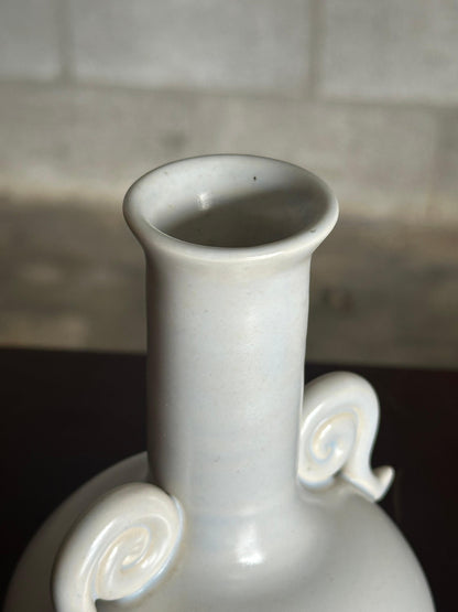 Frisman Vintage 1940s Matte White Earthenware Vase by Eva Jancke Björk - Bobergs Fajans Sweden