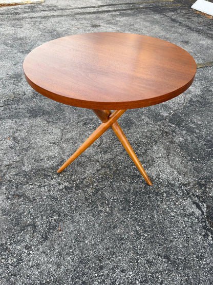 Frisman Vintage Original Tripod Table By T.H.Robsjohn-Gibbings Walnut 1953 Classic
