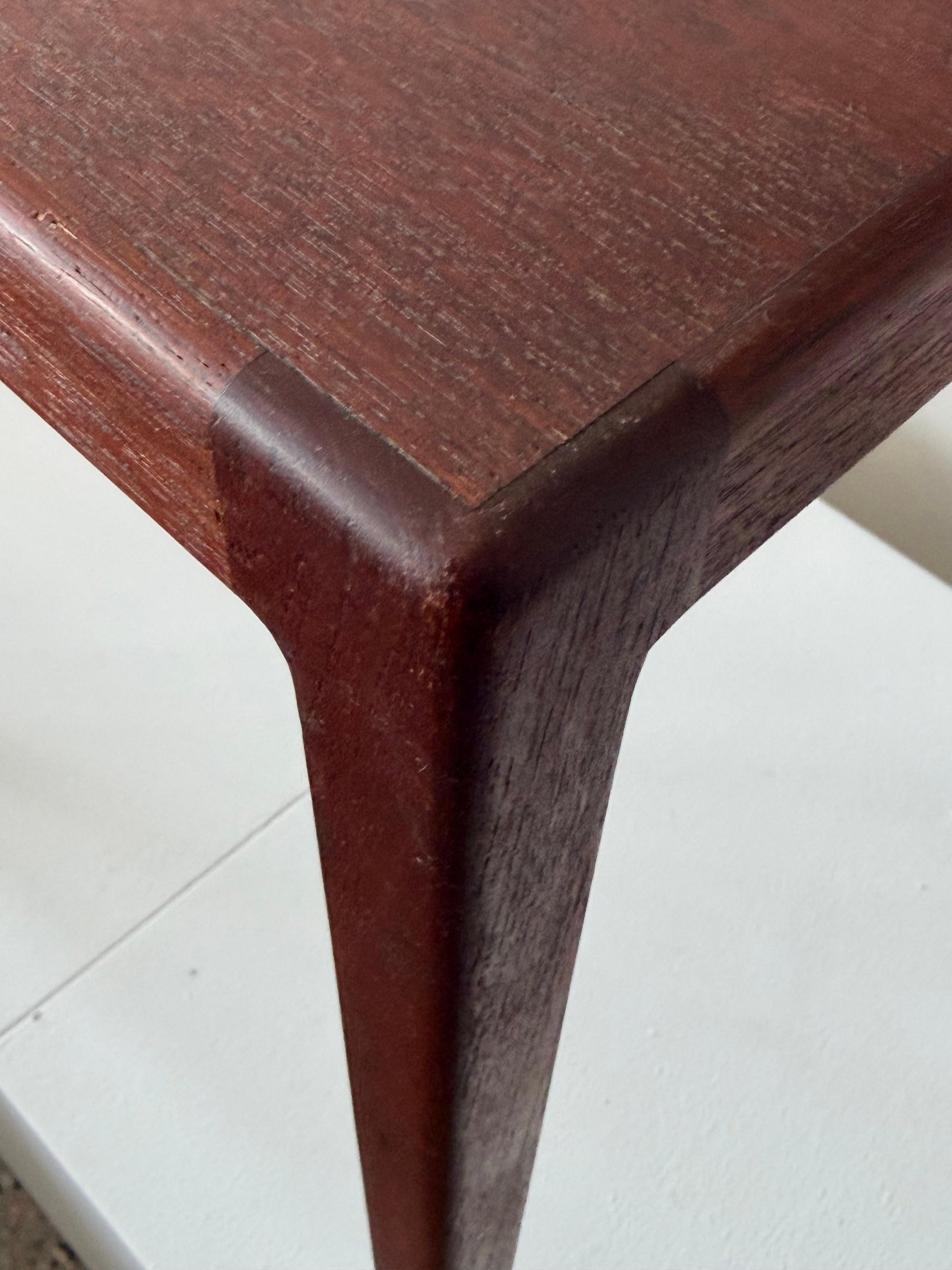 Frisman Vintage Elegant Side Table by Ludwig Pontoppidan Danish ca' 1950's
