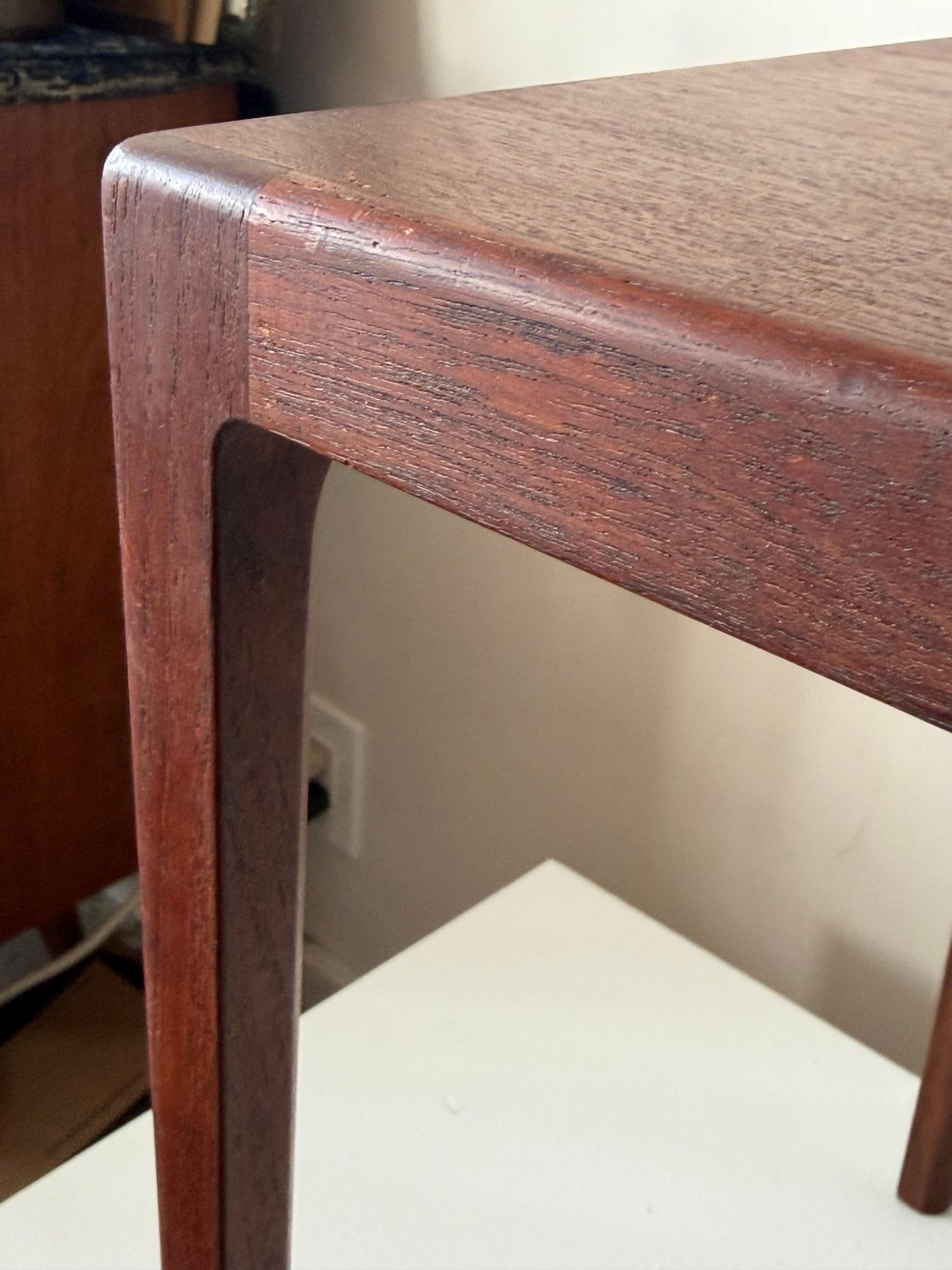 Frisman Vintage Elegant Side Table by Ludwig Pontoppidan Danish ca' 1950's