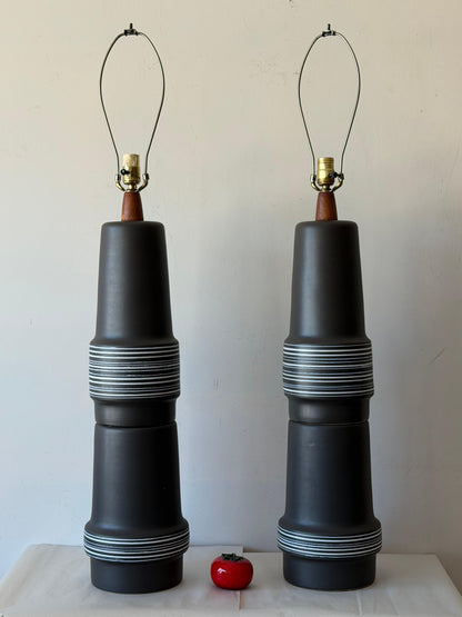 Frisman Vintage A Pair Of Monumental Martz Lamps
