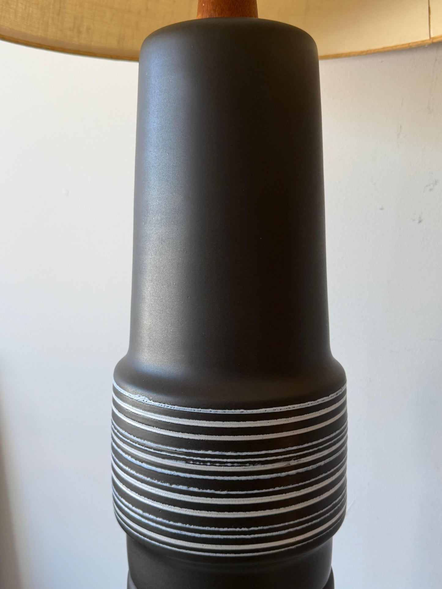 Frisman Vintage A Pair Of Monumental Martz Lamps