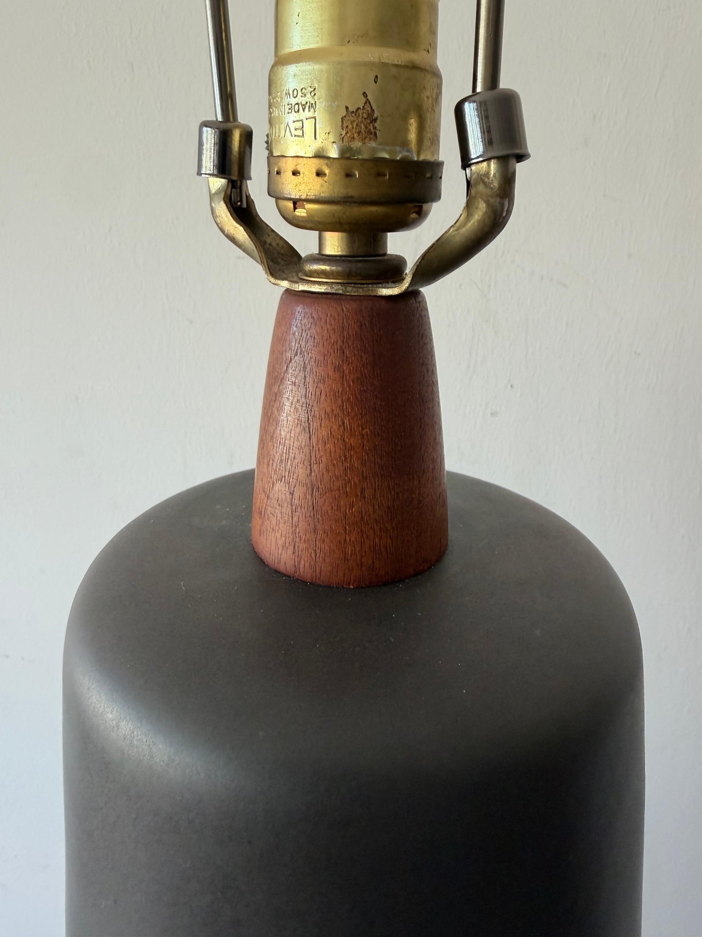 Frisman Vintage A Pair Of Monumental Martz Lamps