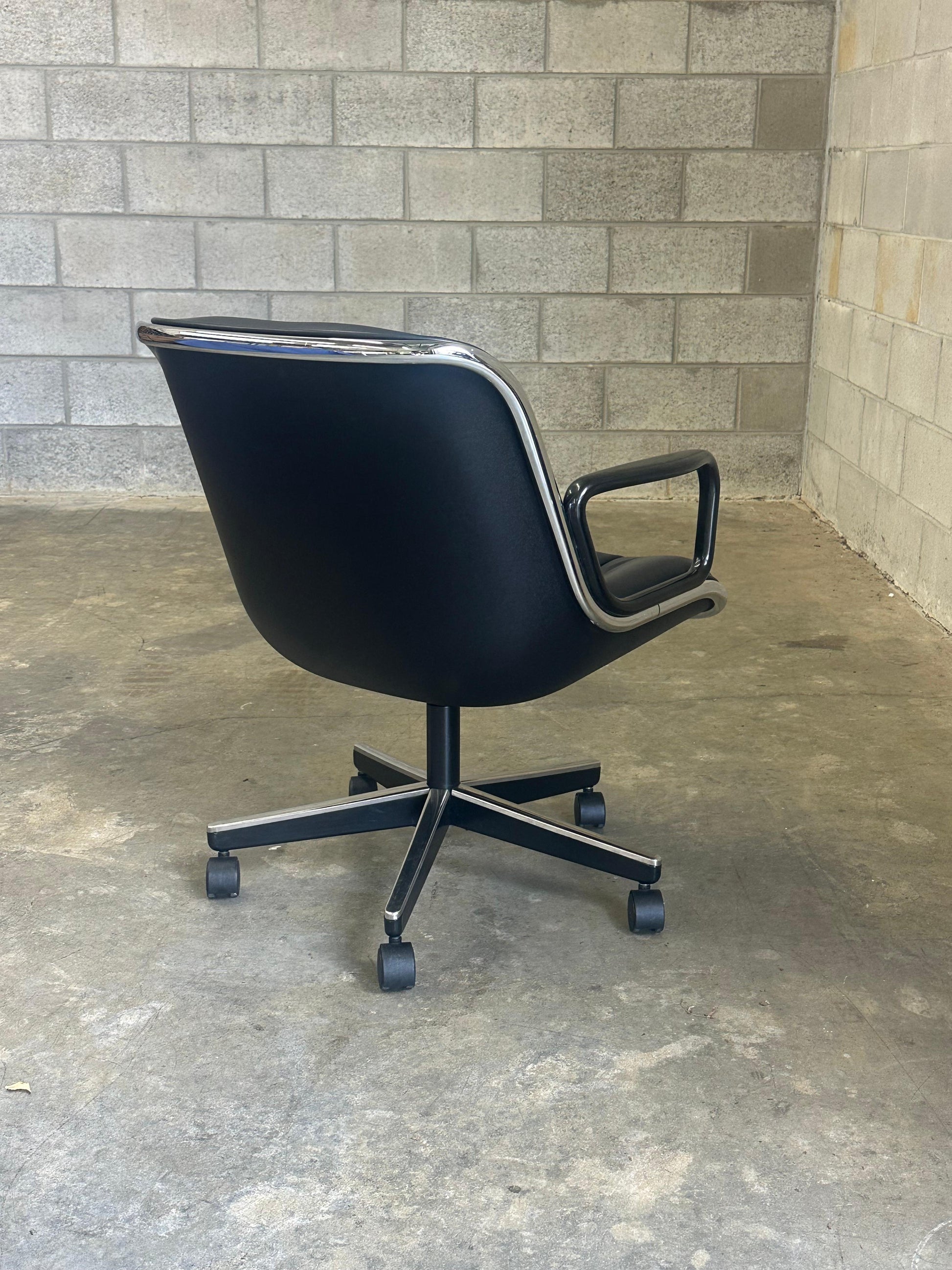 Frisman Vintage 1980s Charles Pollock for Knoll Office Desk Chair in Leather and Chrome