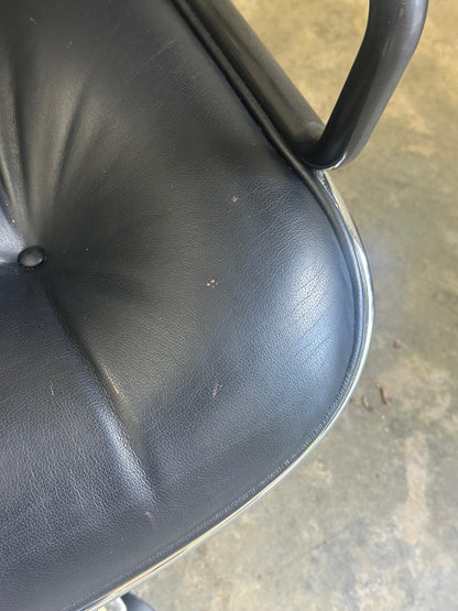 Frisman Vintage 1980s Charles Pollock for Knoll Office Desk Chair in Leather and Chrome