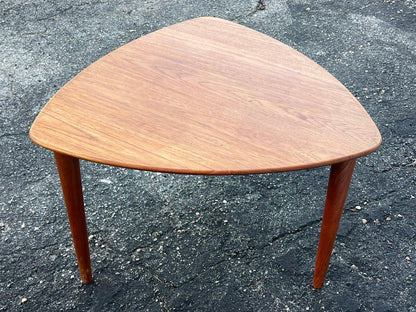 Frisman Vintage Scandinavian Sculptural Solid Teak Triangular Side Table by Gustav Bahus