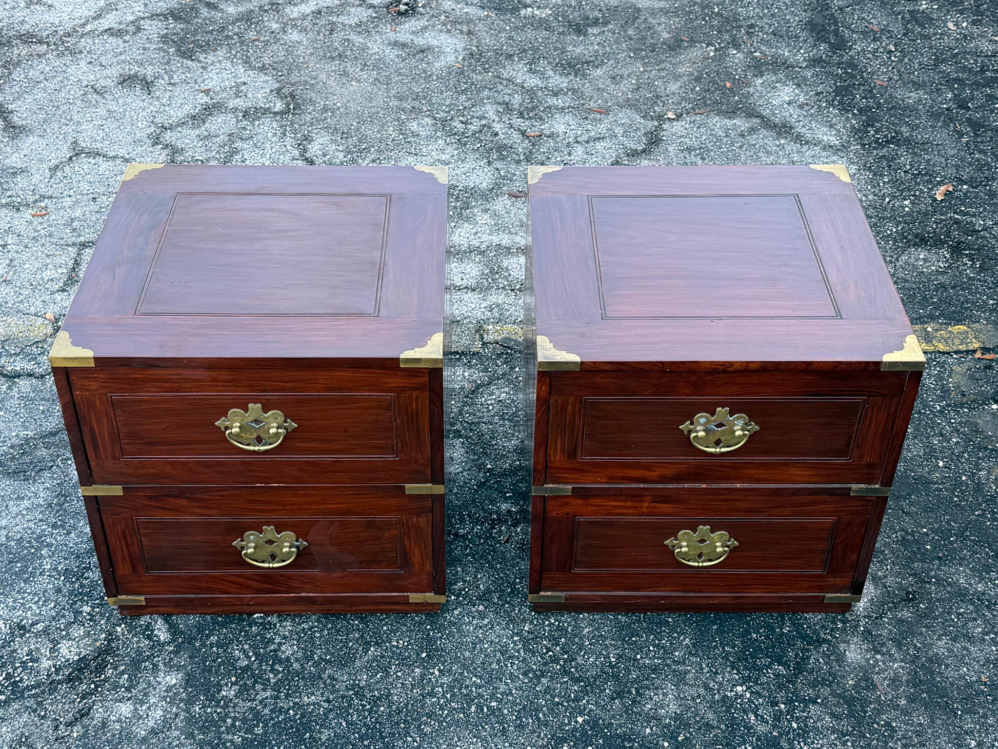 Frisman Vintage A pair Of Vintage Campaign Night Stands Mahogany ca' 1970's