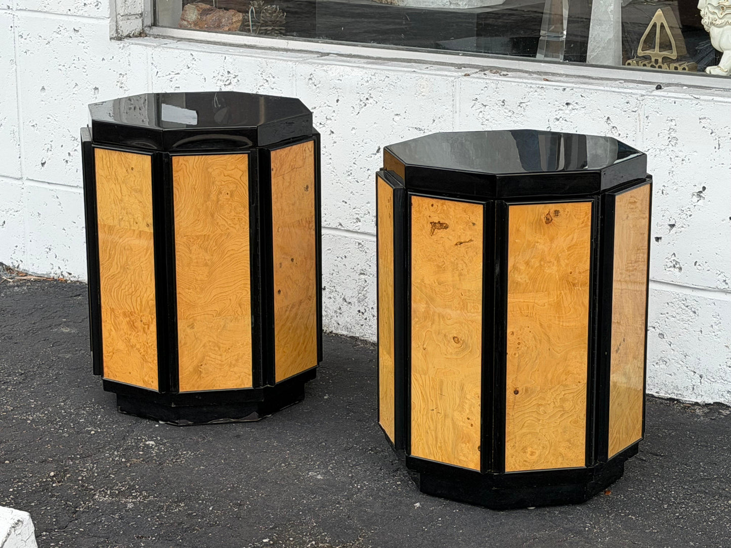 Frisman Vintage Henredon Octagonal End Tables Black Lacquer And Burl ca' 1980's