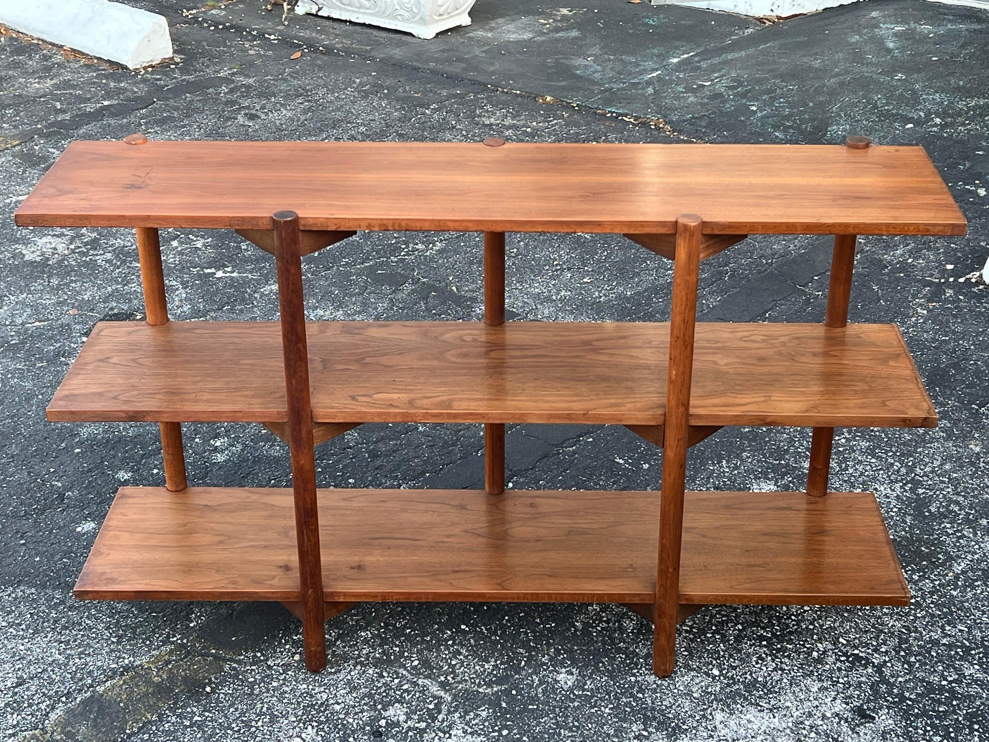 Frisman Vintage Milo Baughman For Glenn Of California Bookshelf Walnut Patina 1950's