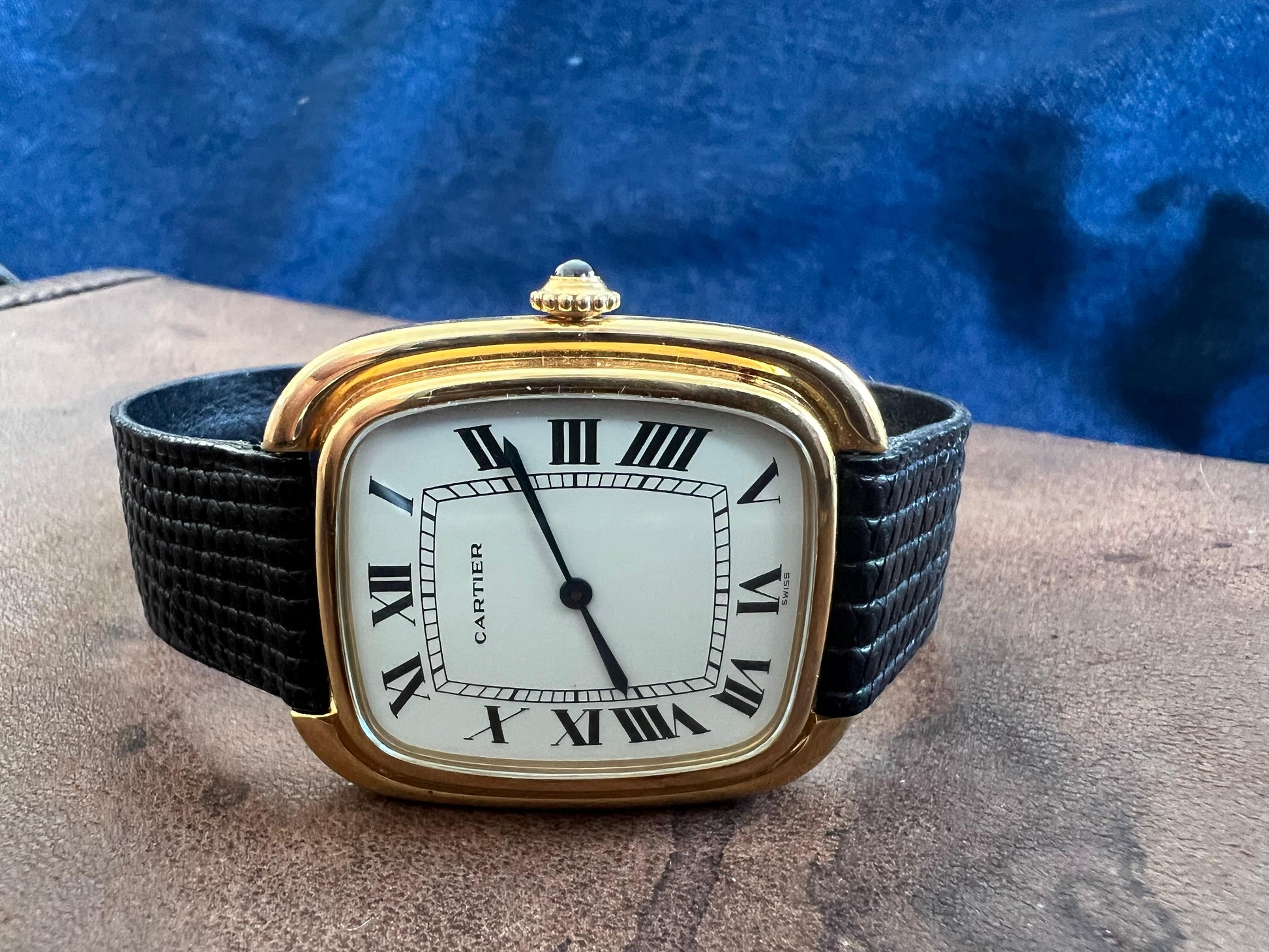 Frisman Vintage Cartier Gondole Jumbo Watch 18K Gold Full Set 1979