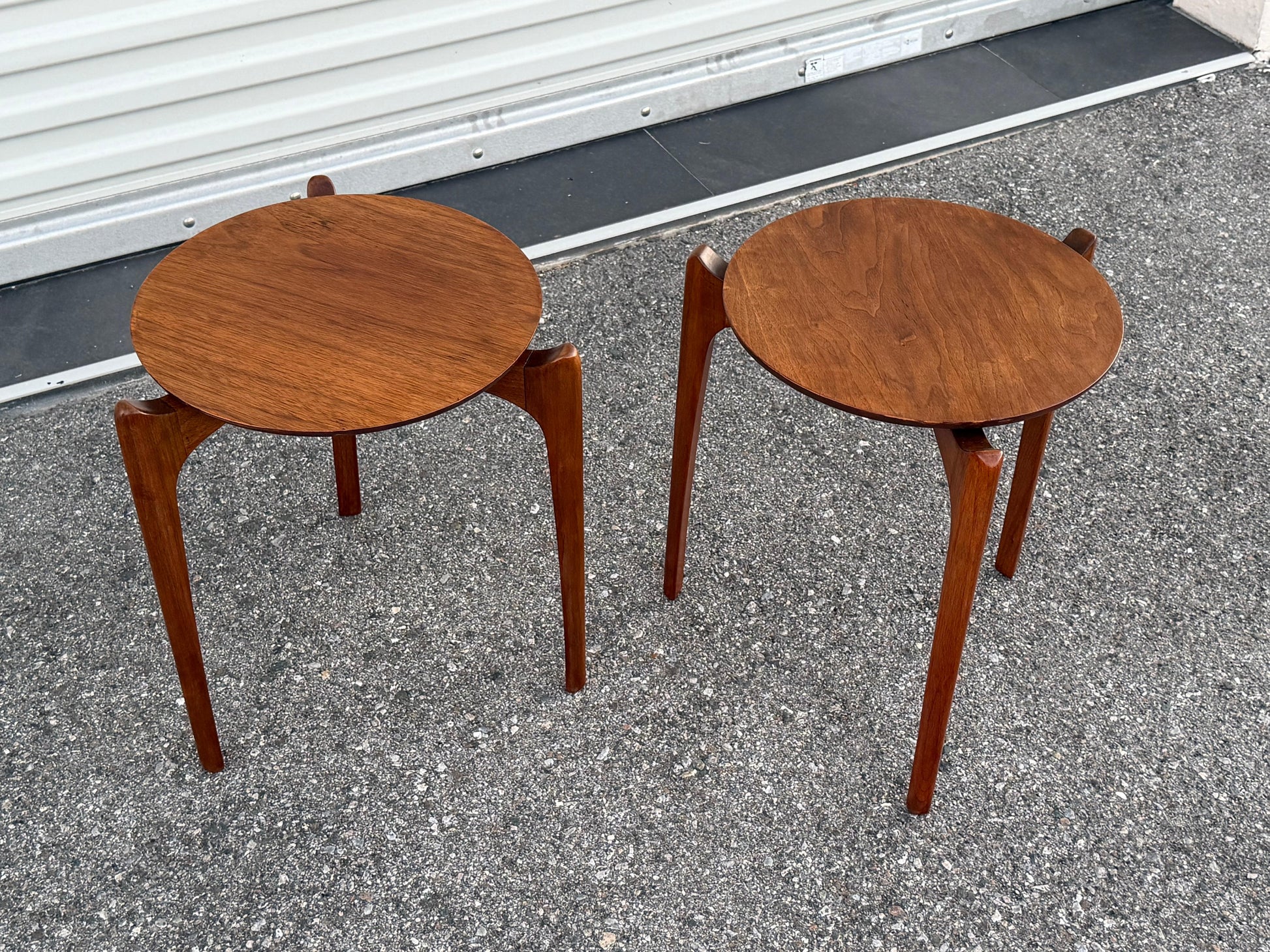 Frisman Vintage A Pair Of Vintage Mid Century Stacking Tables Adrian Pearsall Craft Associates