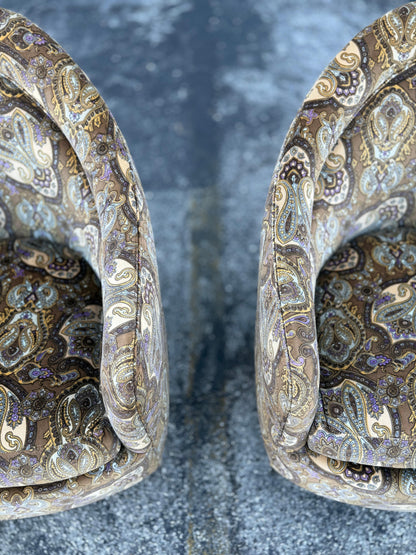 Frisman Vintage Original Milo Baughman for Thayer Coggin Swivel and Tilt Scoop Chairs 1970's