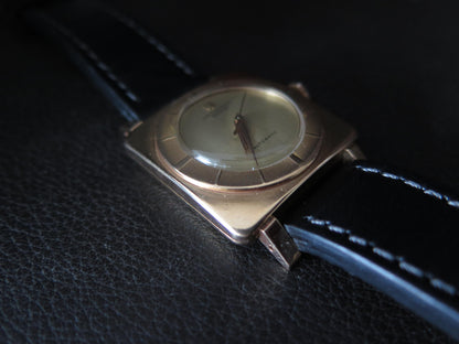 Frisman Vintage Universal Geneve Pink Gold Bumper Automatic Watch