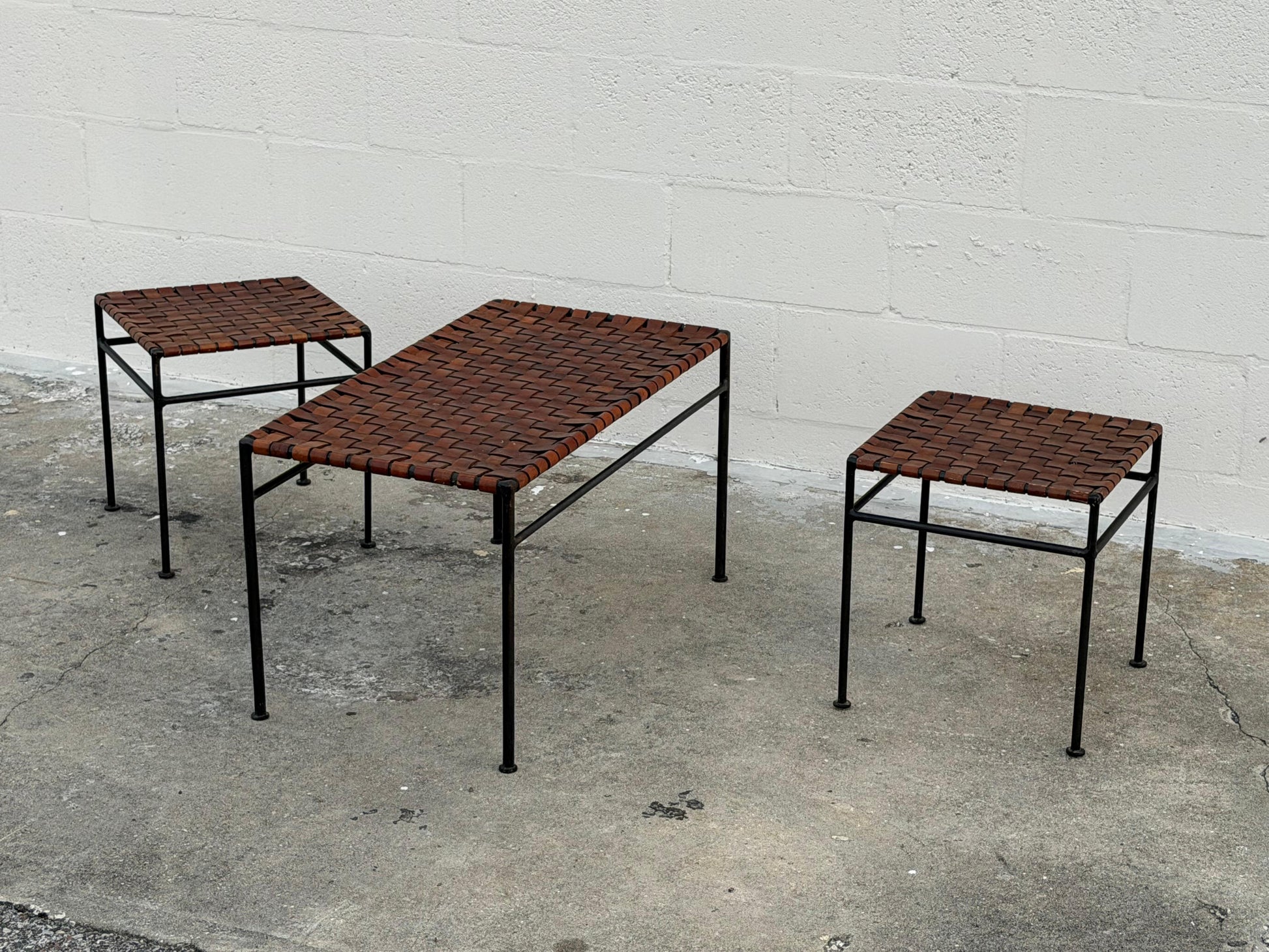 Frisman Vintage A Set Of Stools And Bench Wrought Iron Leather ca' 1980's Patina