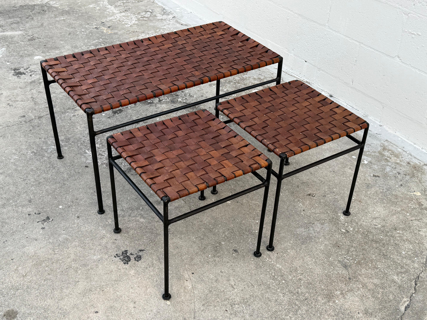 Frisman Vintage A Set Of Stools And Bench Wrought Iron Leather ca' 1980's Patina