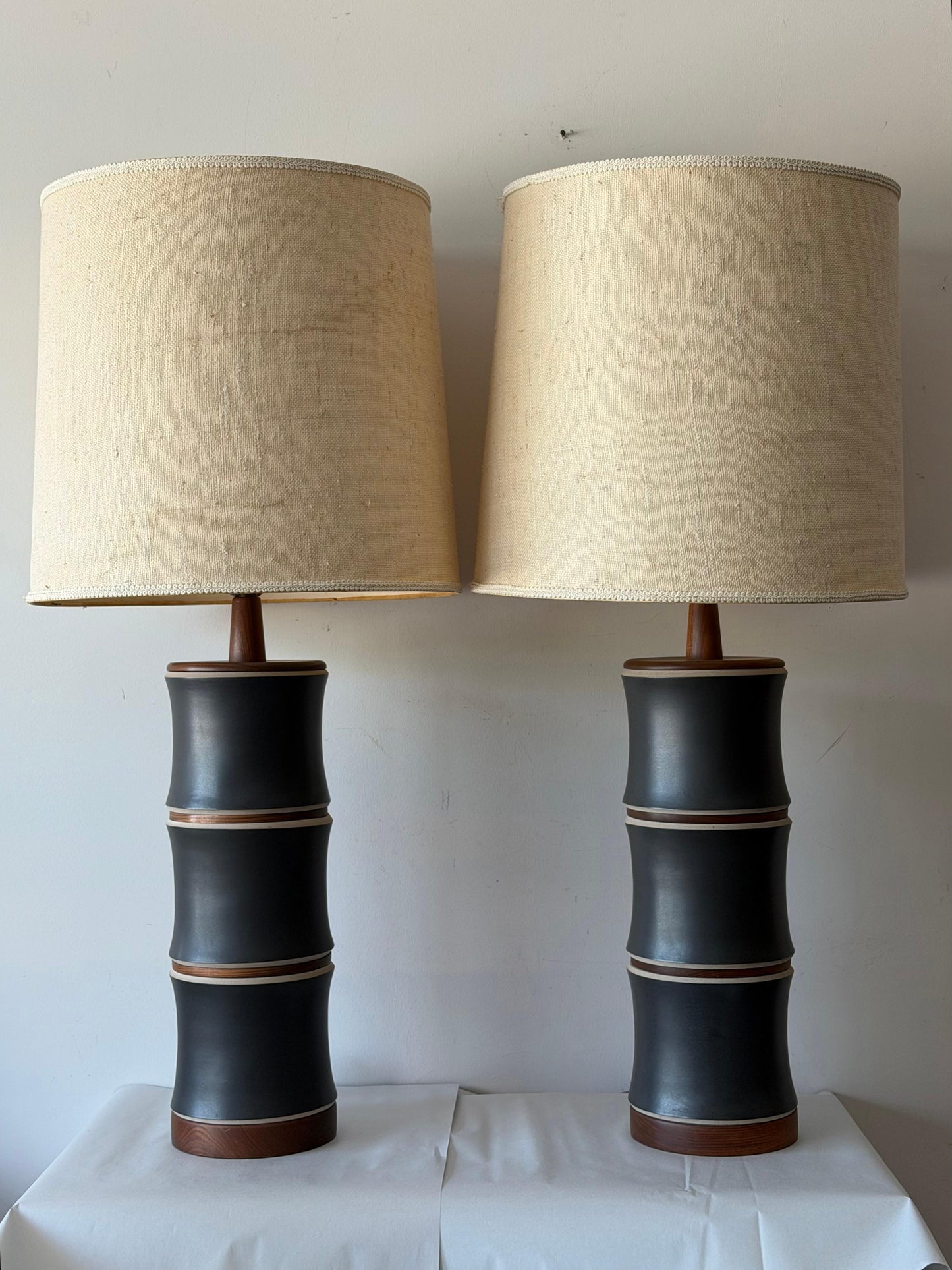 Frisman Vintage A Pair Of Martz Stoneware Walnut Lamps ca' 1960's Unusual