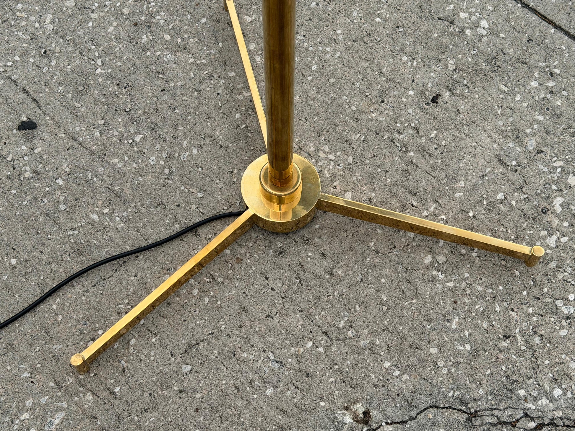 Frisman Vintage A Pair Of Arredoluce Attributed Brass Easel Lamps Polished Brass