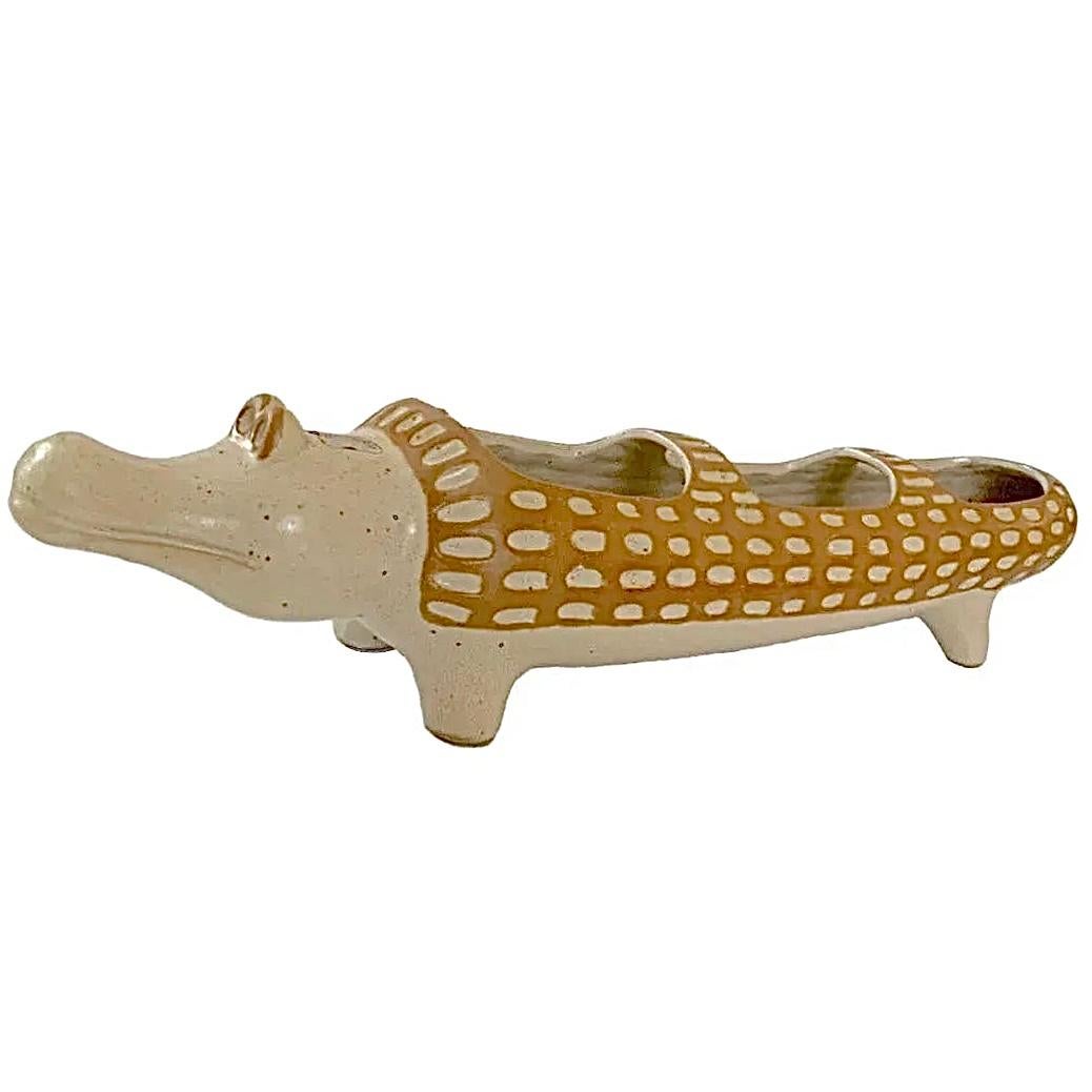 Frisman Vintage 70s Vintage 20” David Stewart Lion Alligator Valley Stoneware Crocodile Planter