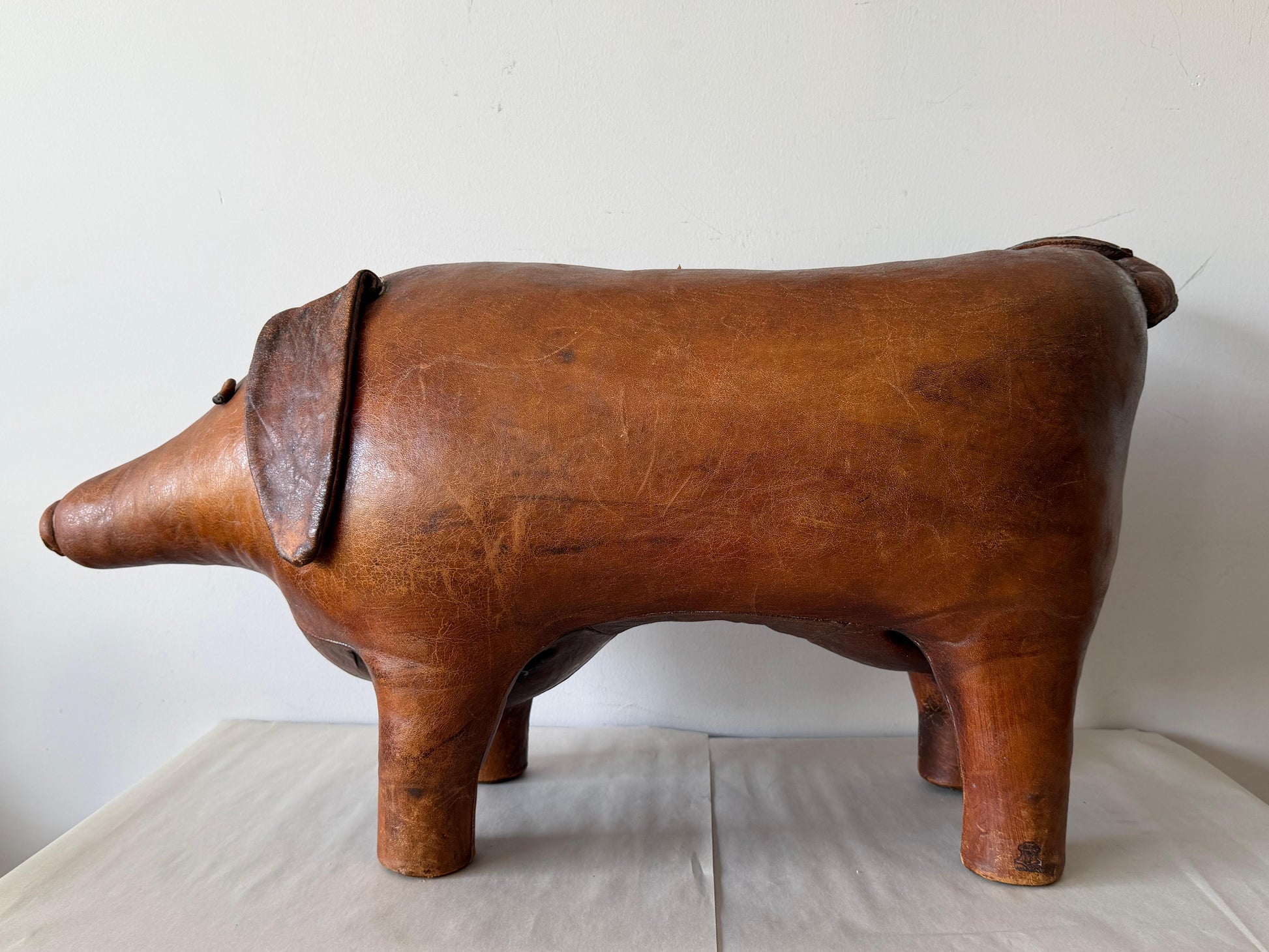 Frisman Vintage Large Vintage Leather Stool Omersa For Almazan Pig With Original Tail
