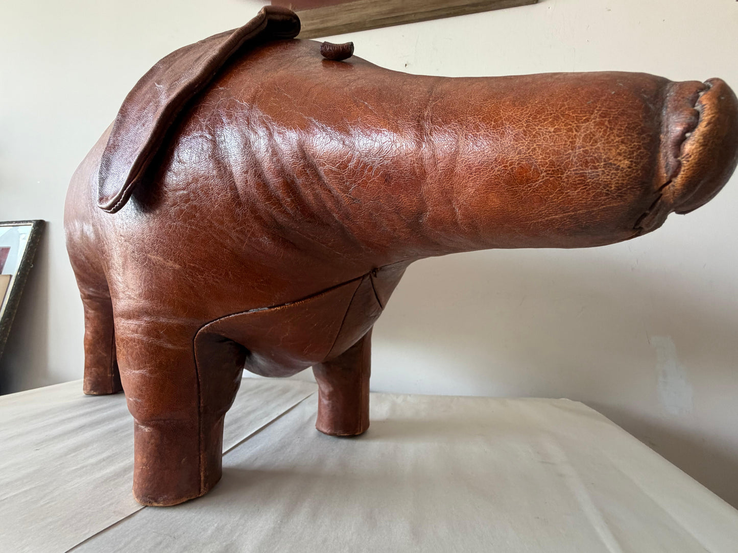 Frisman Vintage Large Vintage Leather Stool Omersa For Almazan Pig With Original Tail